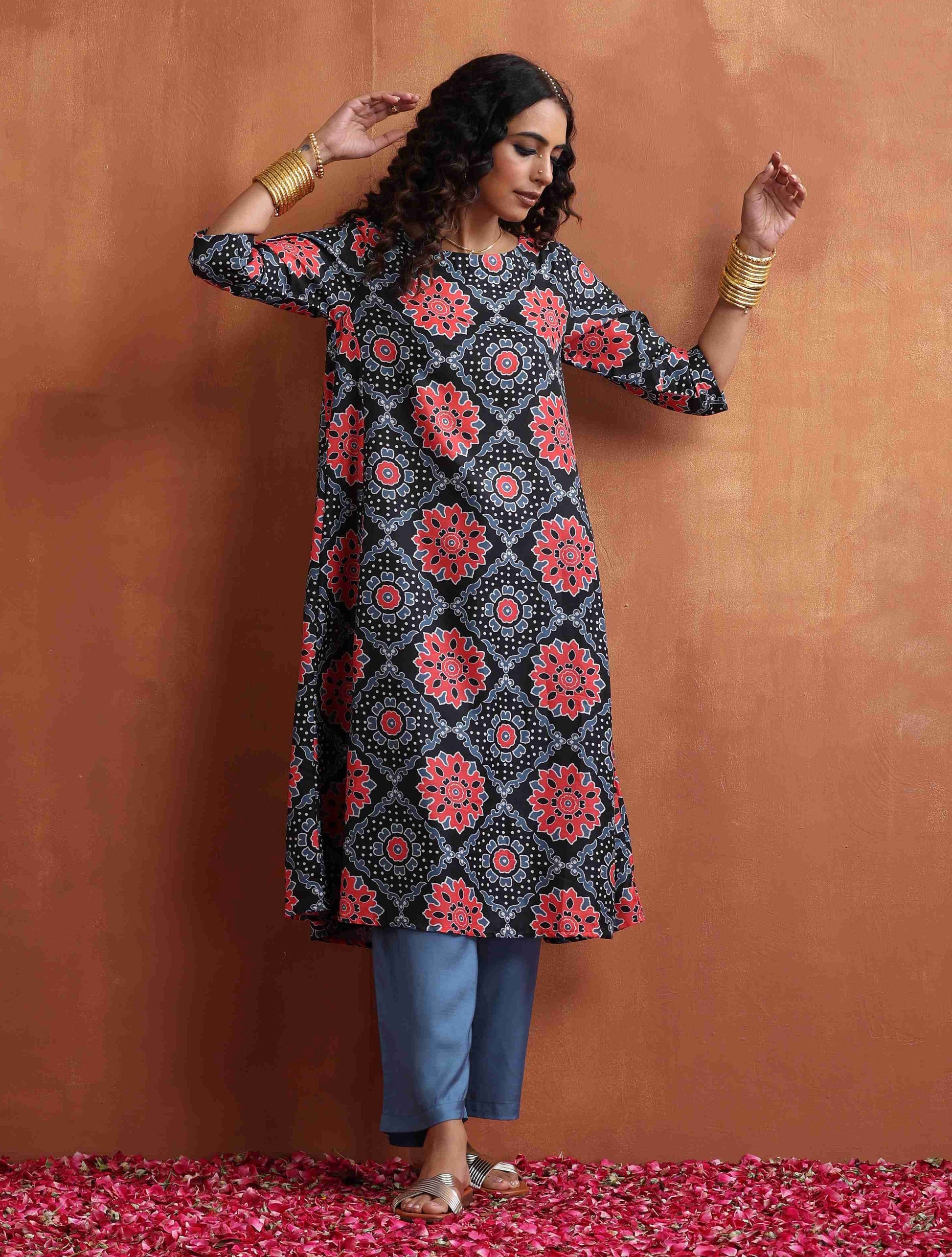trueBrowns Black Ajrak Print A-line Kurta Set | Swadesiicart