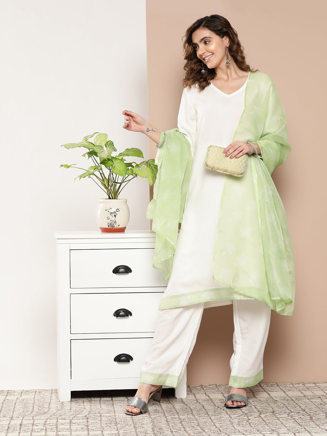 InWeave Women's Cream Straight Kurta Set W Green White Print Organza Dupatta - Swadesiicart