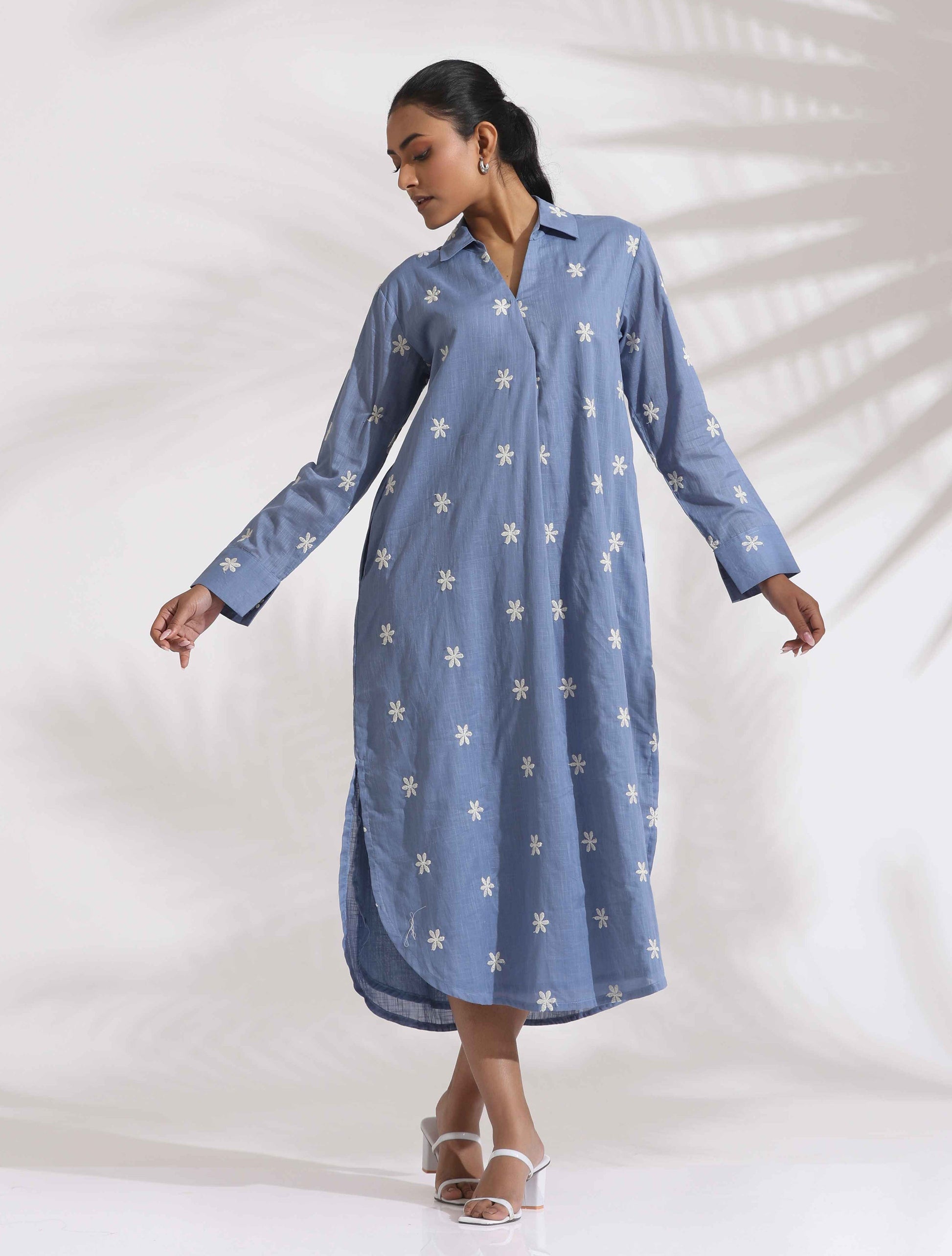 trueBrowns Blue Cotton Floral Embroidered Dress | Swadesiicart