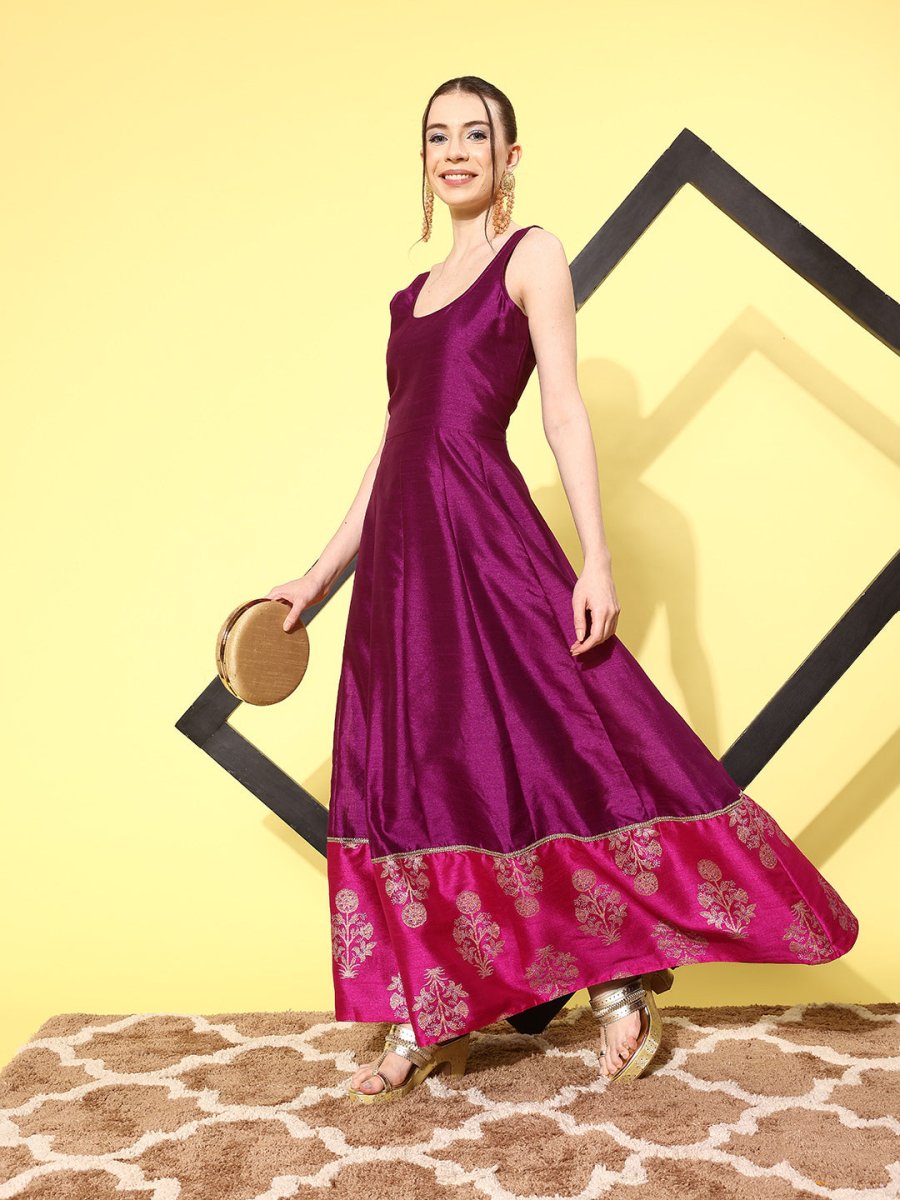 Ahalyaa Ethnic Motifs Printed Maxi Dress | Swadesiicart