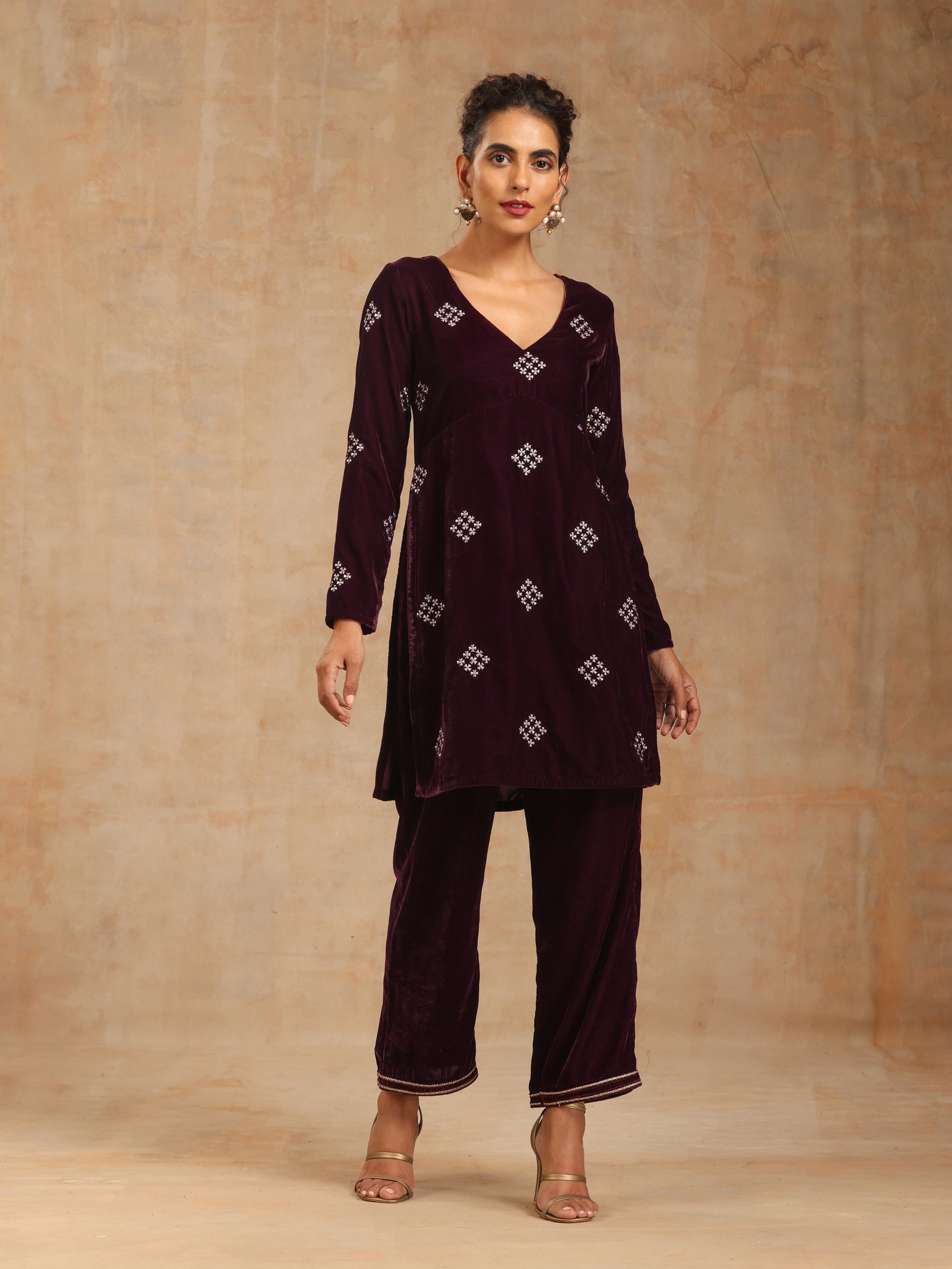 trueBrowns Wine Velvet Embroidered Co-ord Set - Swadesiicart