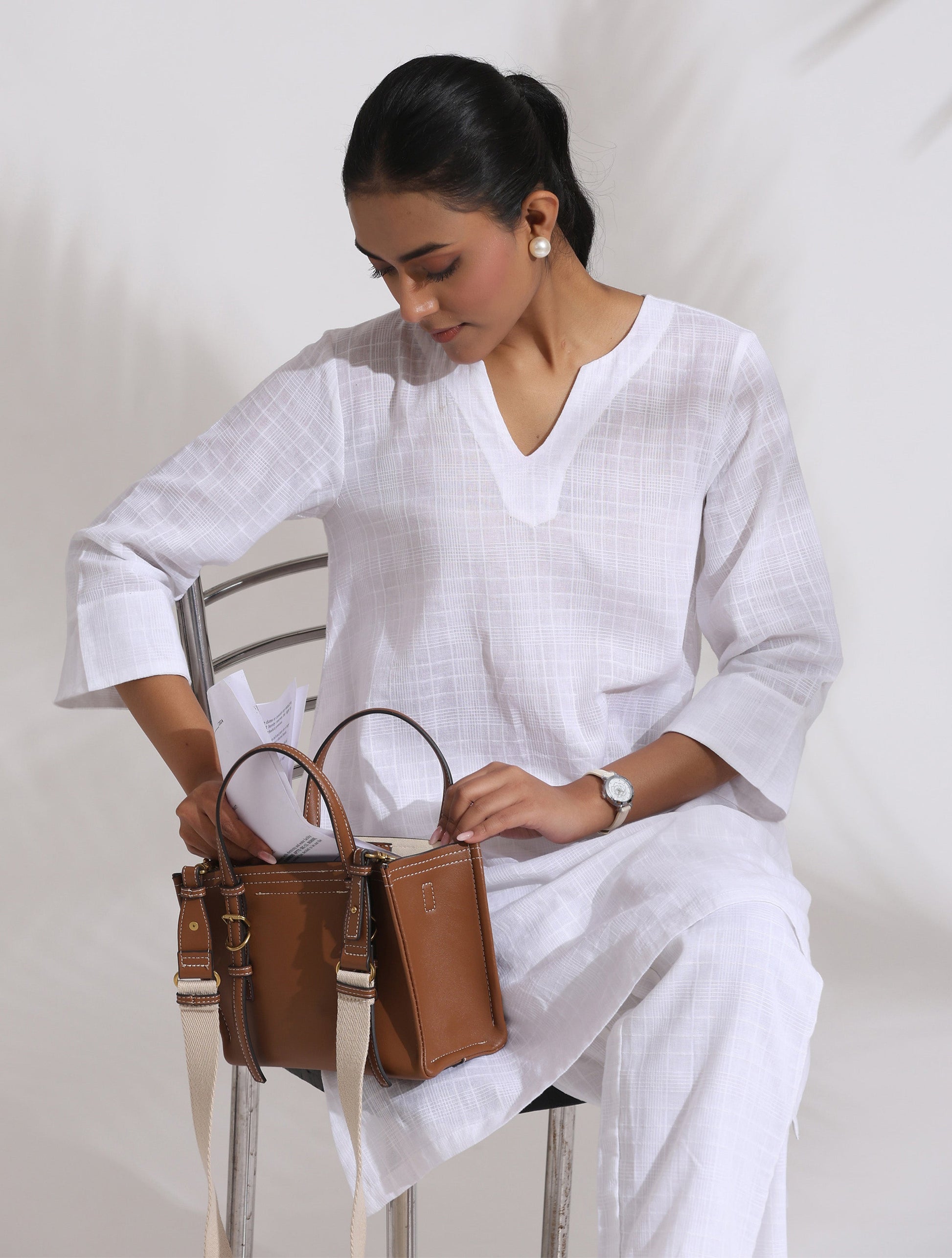 trueBrowns White Cotton Check Kurta Co-ord Set - Swadesiicart