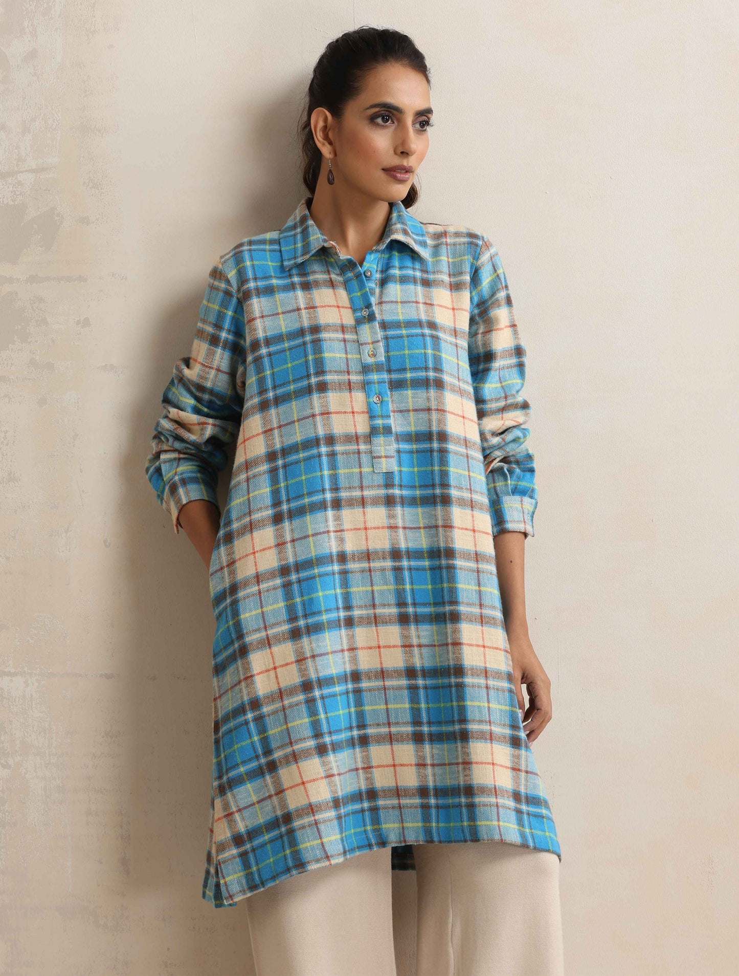 trueBrowns Beige Check Winter Top | Swadesiicart