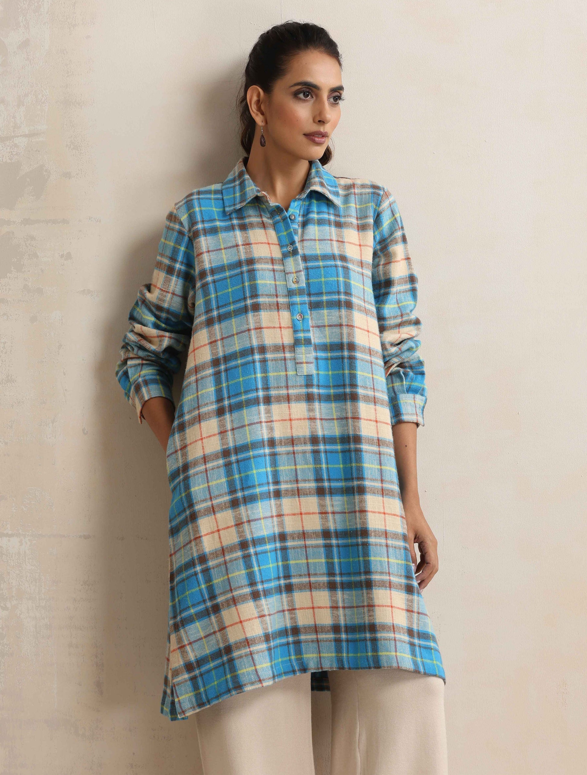 trueBrowns Beige Check Winter Top | Swadesiicart