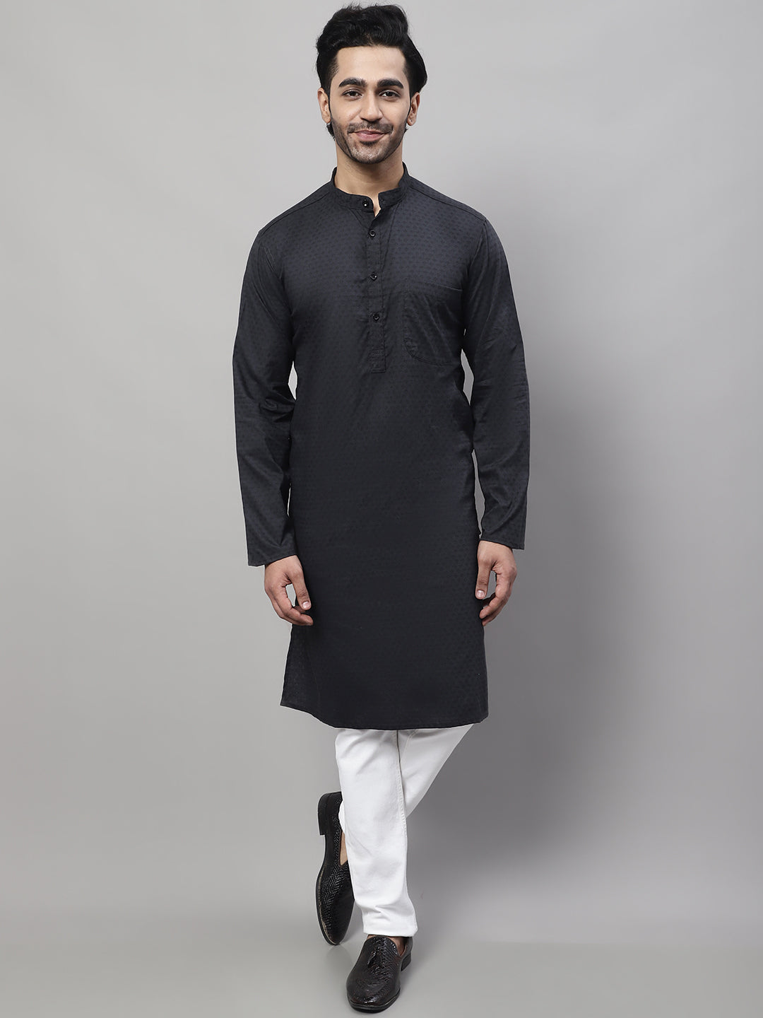 Even Apparels Black Pure Cotton Kurta With Band Collar | Swadesiicart