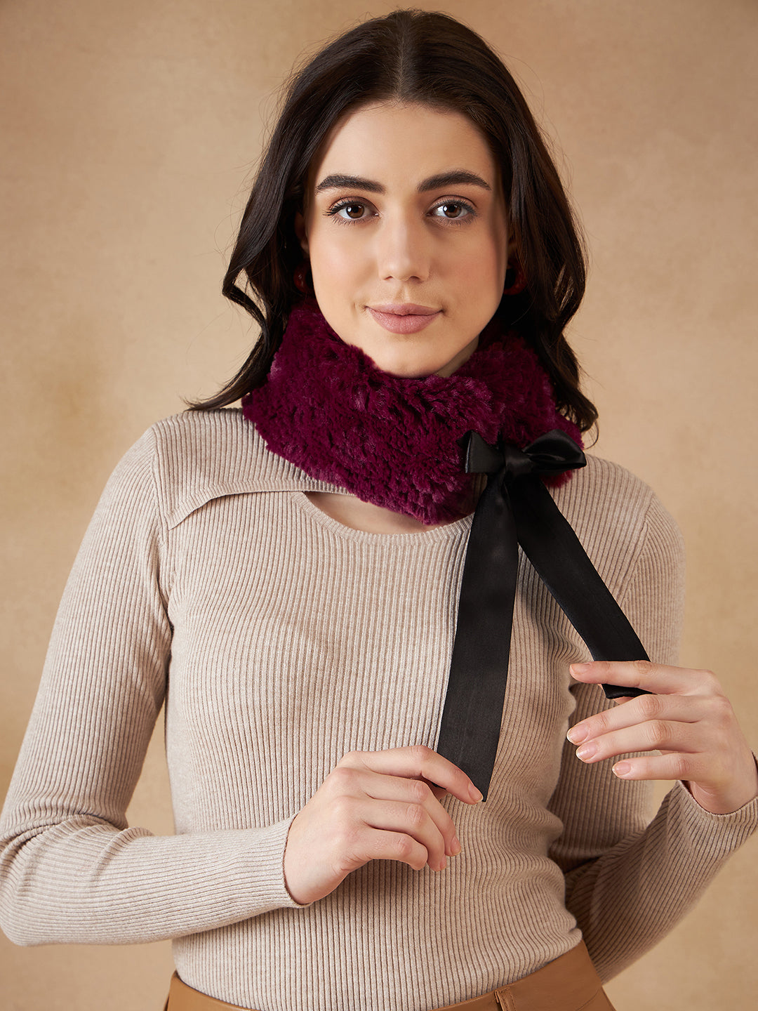 InWeave Women's Burgundy Fur Neckpiece - Swadesiicart