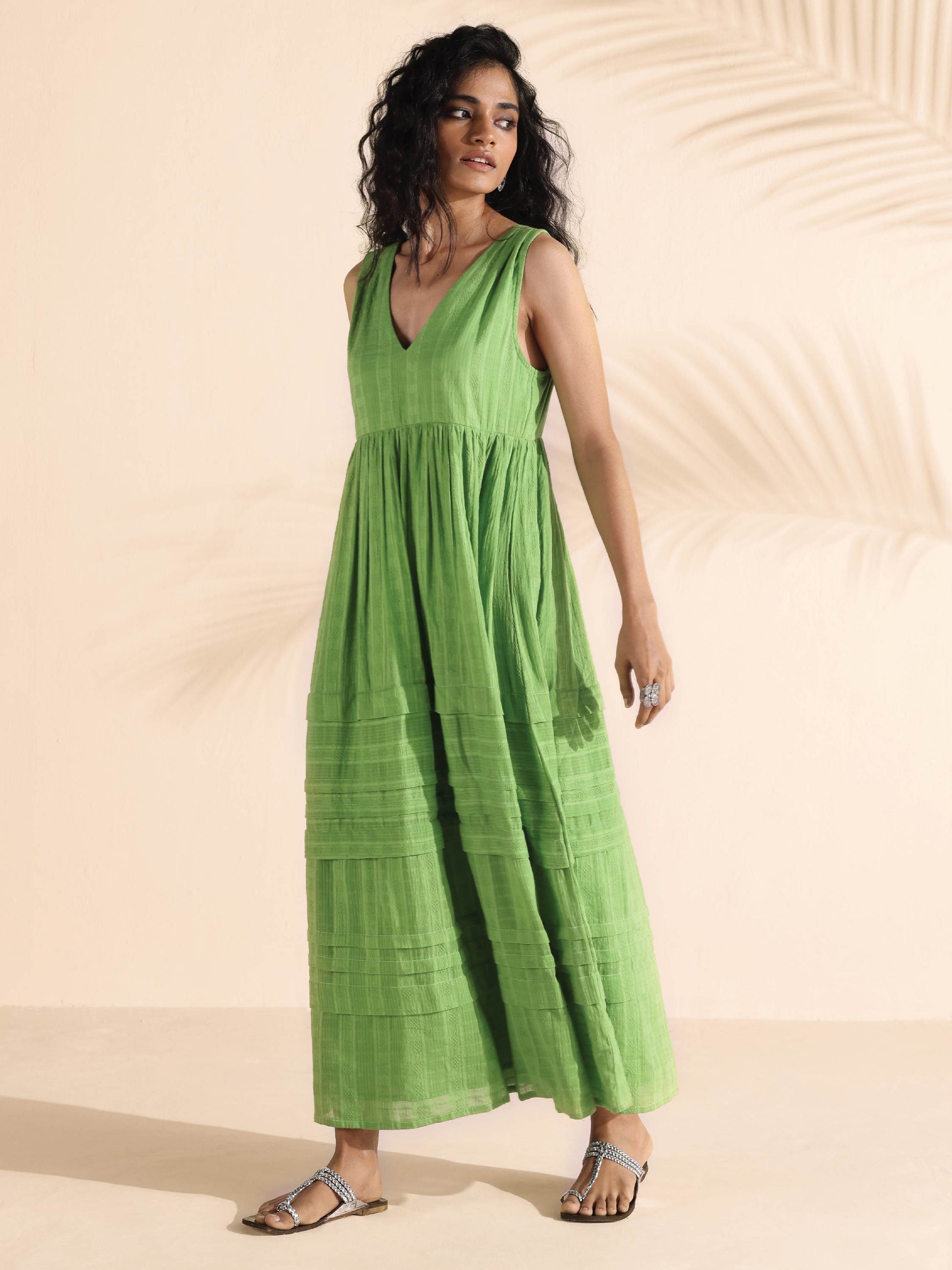 trueBrowns Green Cotton Dobby Yoke Dress | Swadesiicart