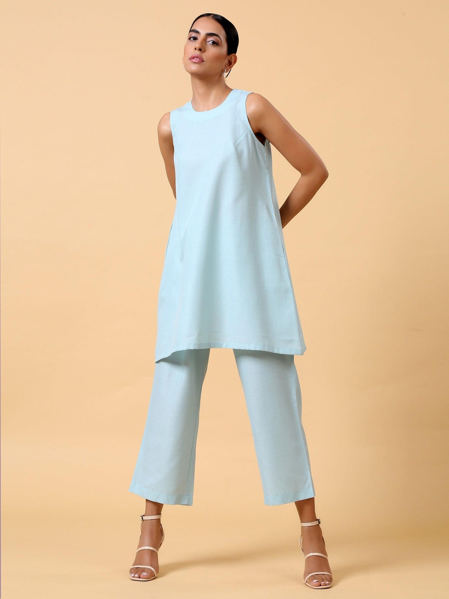 trueBrowns Cotton Linen Light Blue Sleeveless Co-Ord Set - Swadesiicart