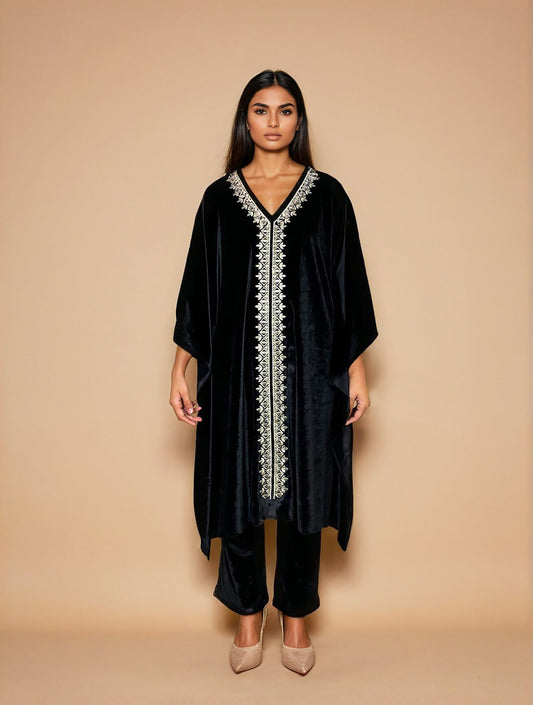 trueBrowns Black Velvet Embroidered Kaftan Kurta Set | Swadesiicart