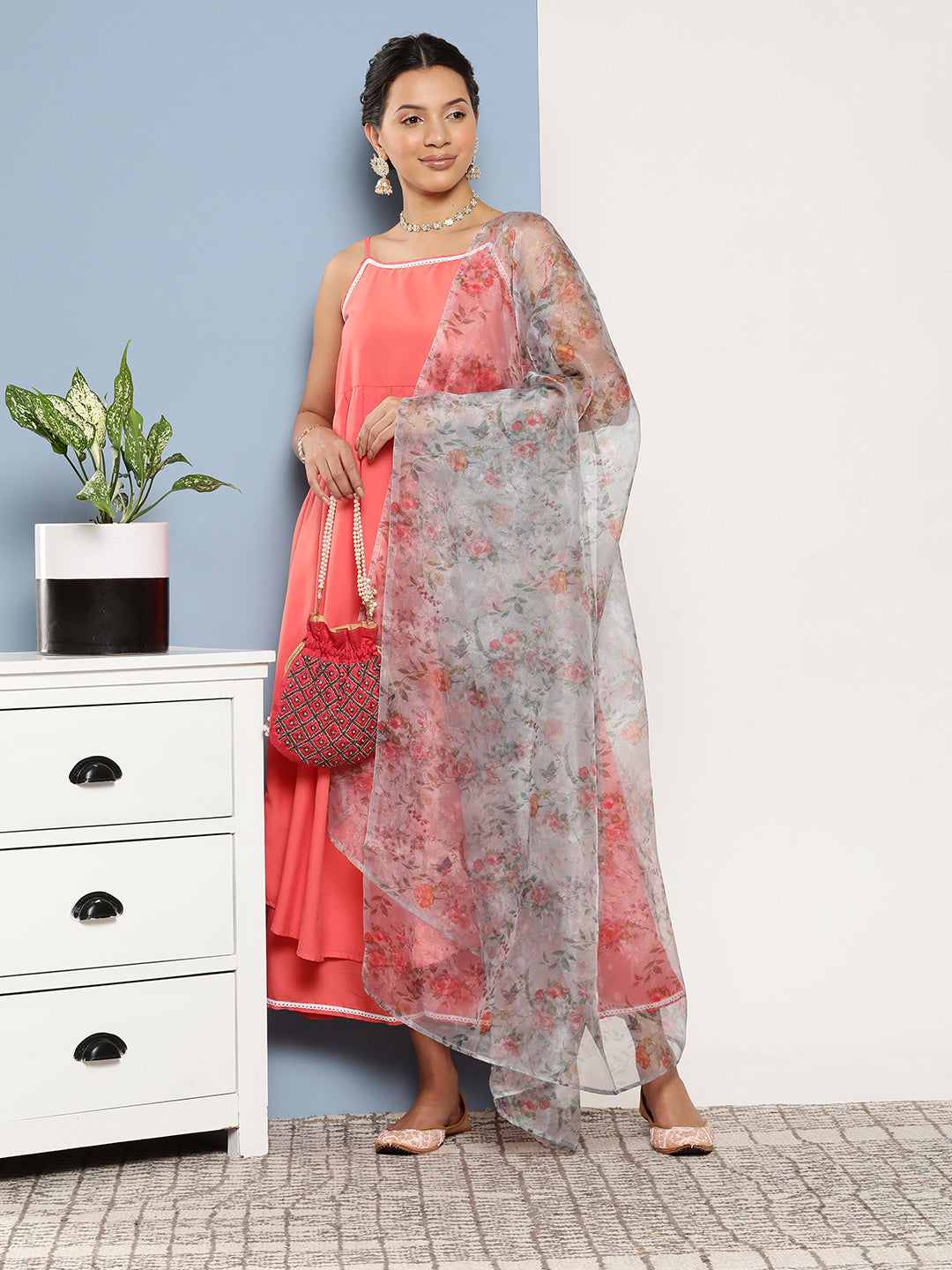 InWeave Women's Peach Cr Strappy Set With White Organza Dupatta - Swadesiicart
