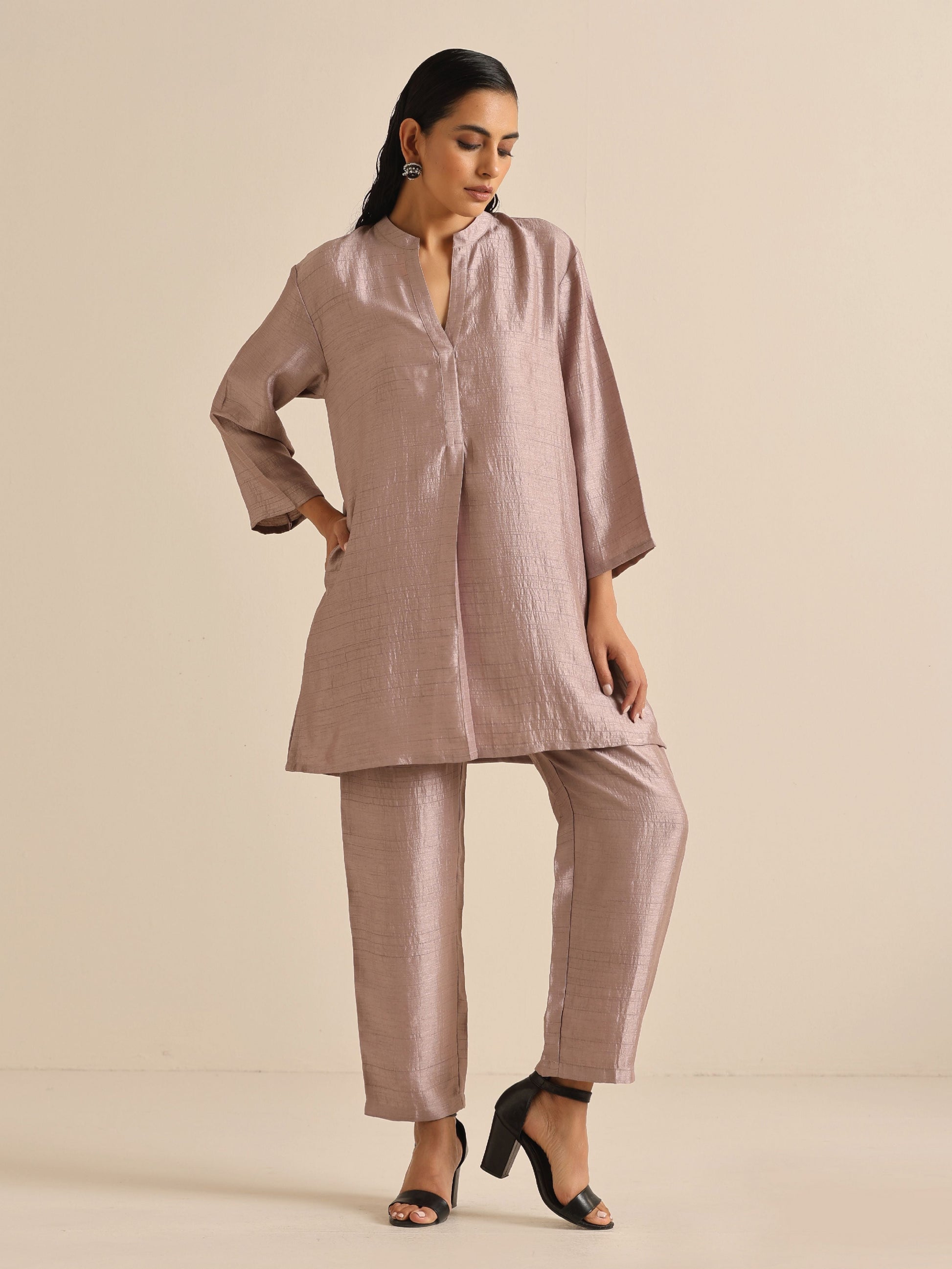 trueBrowns Grey Silk Texture Relaxed Co-Ord Set - Swadesiicart