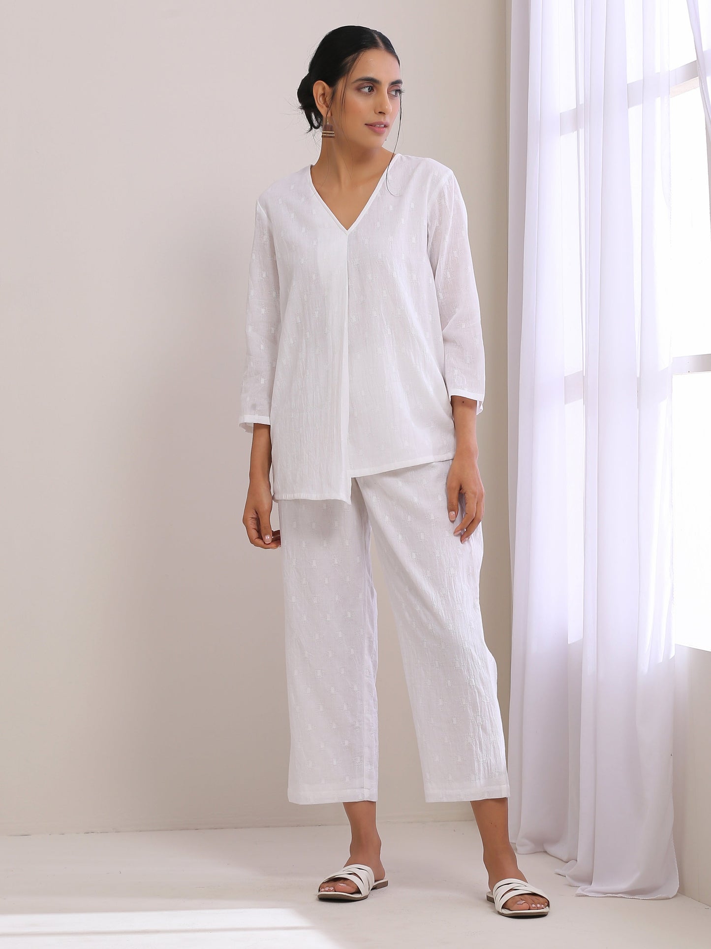 trueBrowns White Dobby Short Asymmetric Co-Ord Set - Swadesiicart