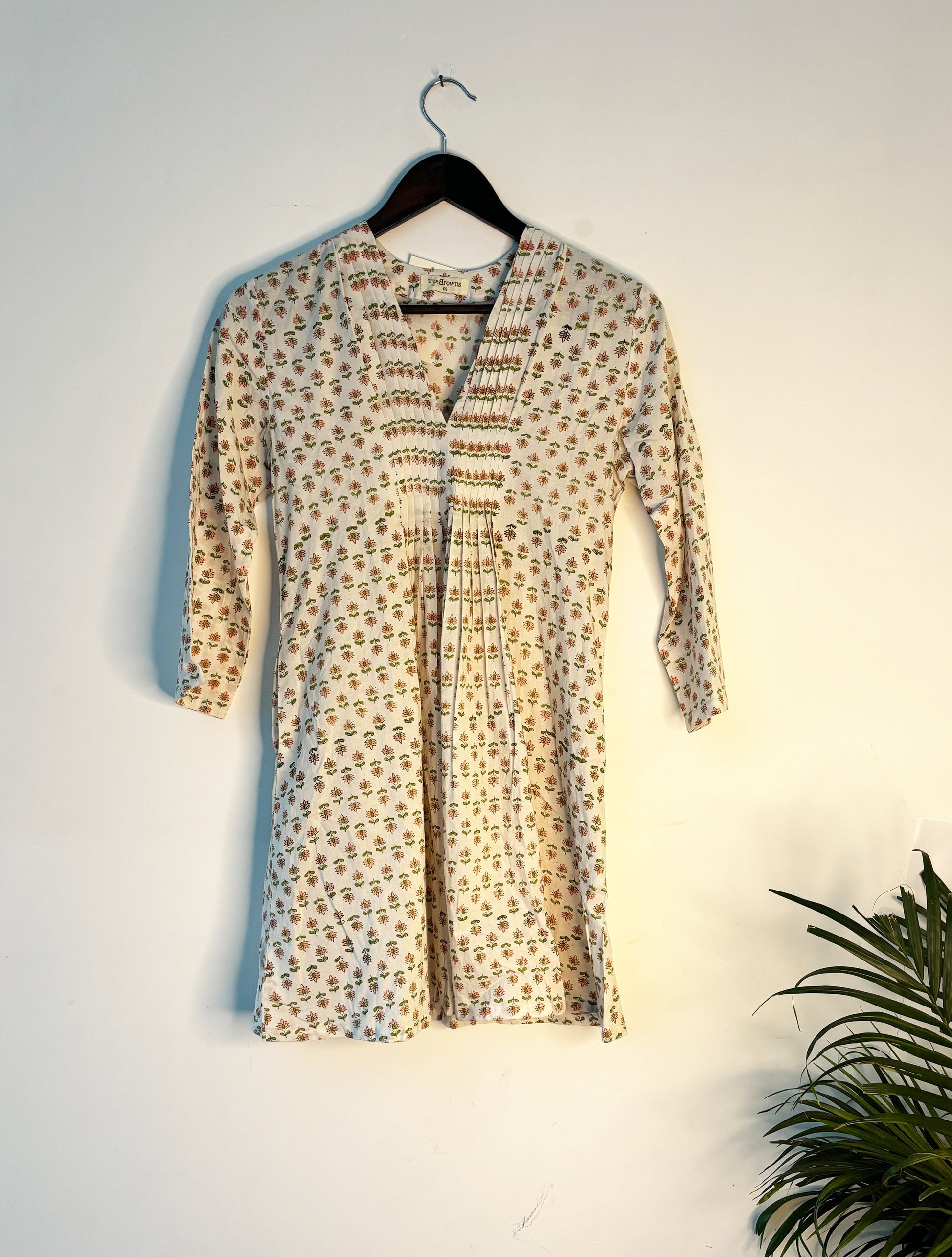 trueBrowns Print Short Kurta | Swadesiicart