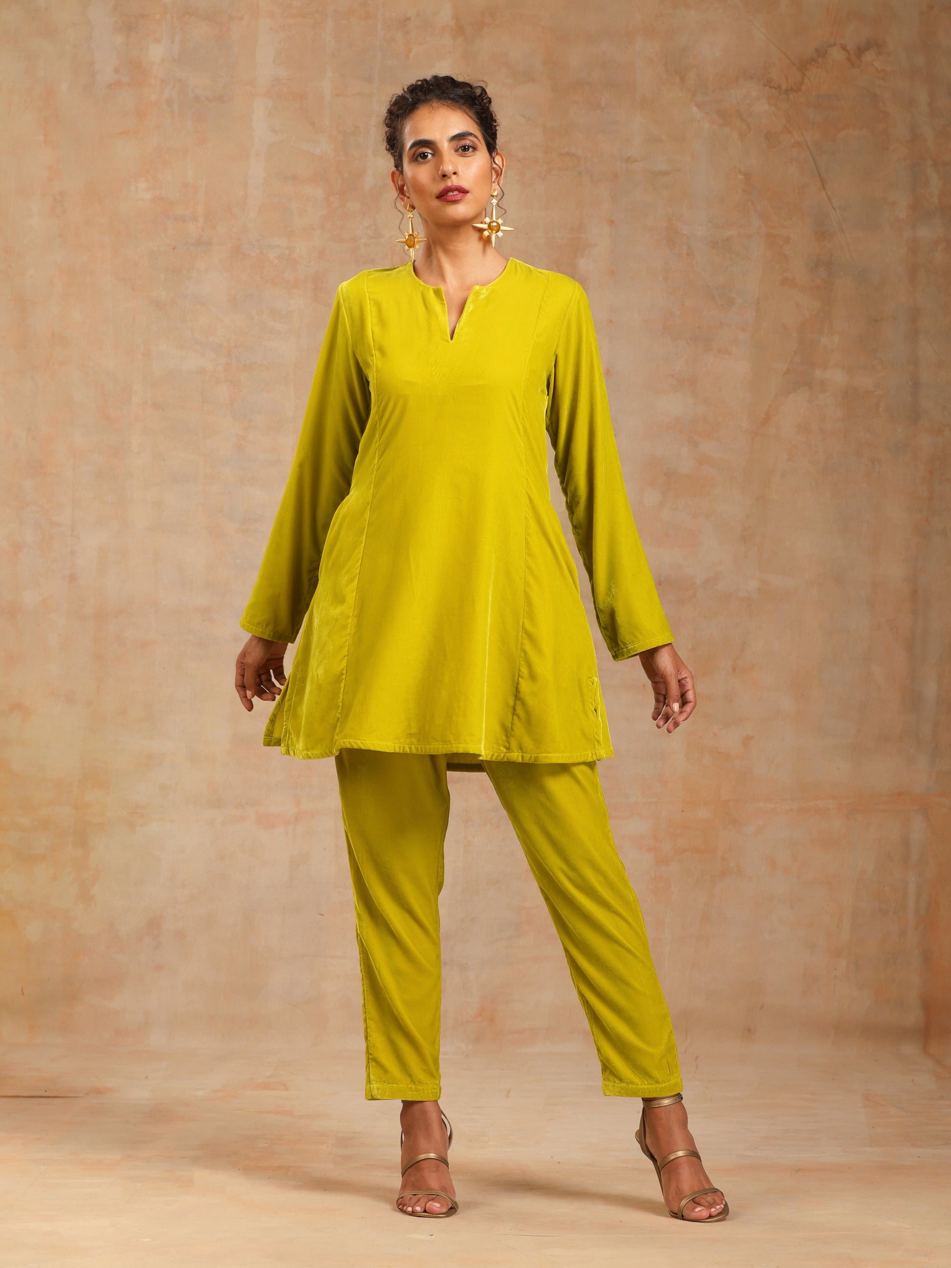 trueBrowns Lime Velvet Solid Co-ord Set - Swadesiicart