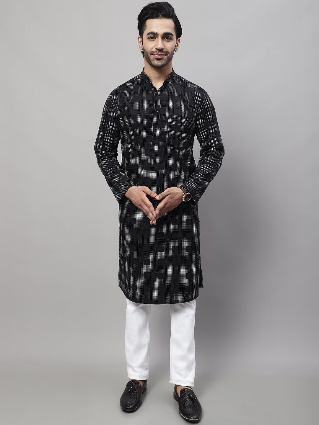 Even Apparels Black Pure Cotton Kurta With Band Collar | Swadesiicart