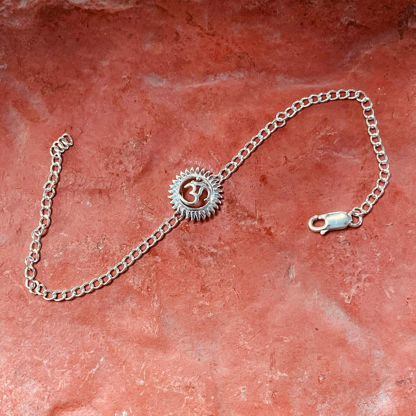 trueBrowns 925 Sterling Silver Om Silver Chain Rakhi | Swadesiicart