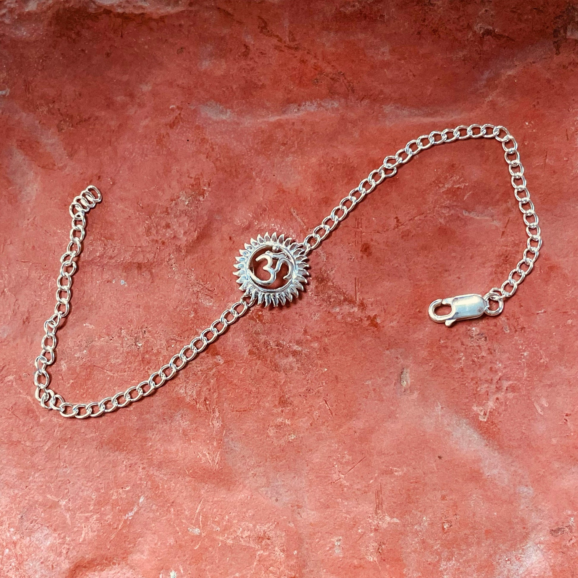 trueBrowns 925 Sterling Silver Om Silver Chain Rakhi | Swadesiicart