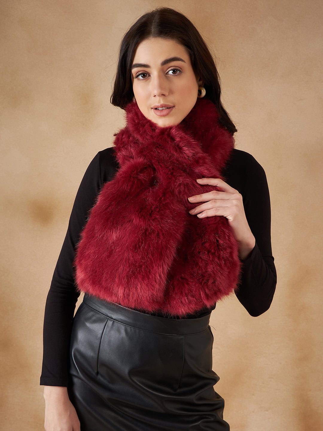 InWeave Women's Bright Rust Faux Fur Neck Warmer - Swadesiicart