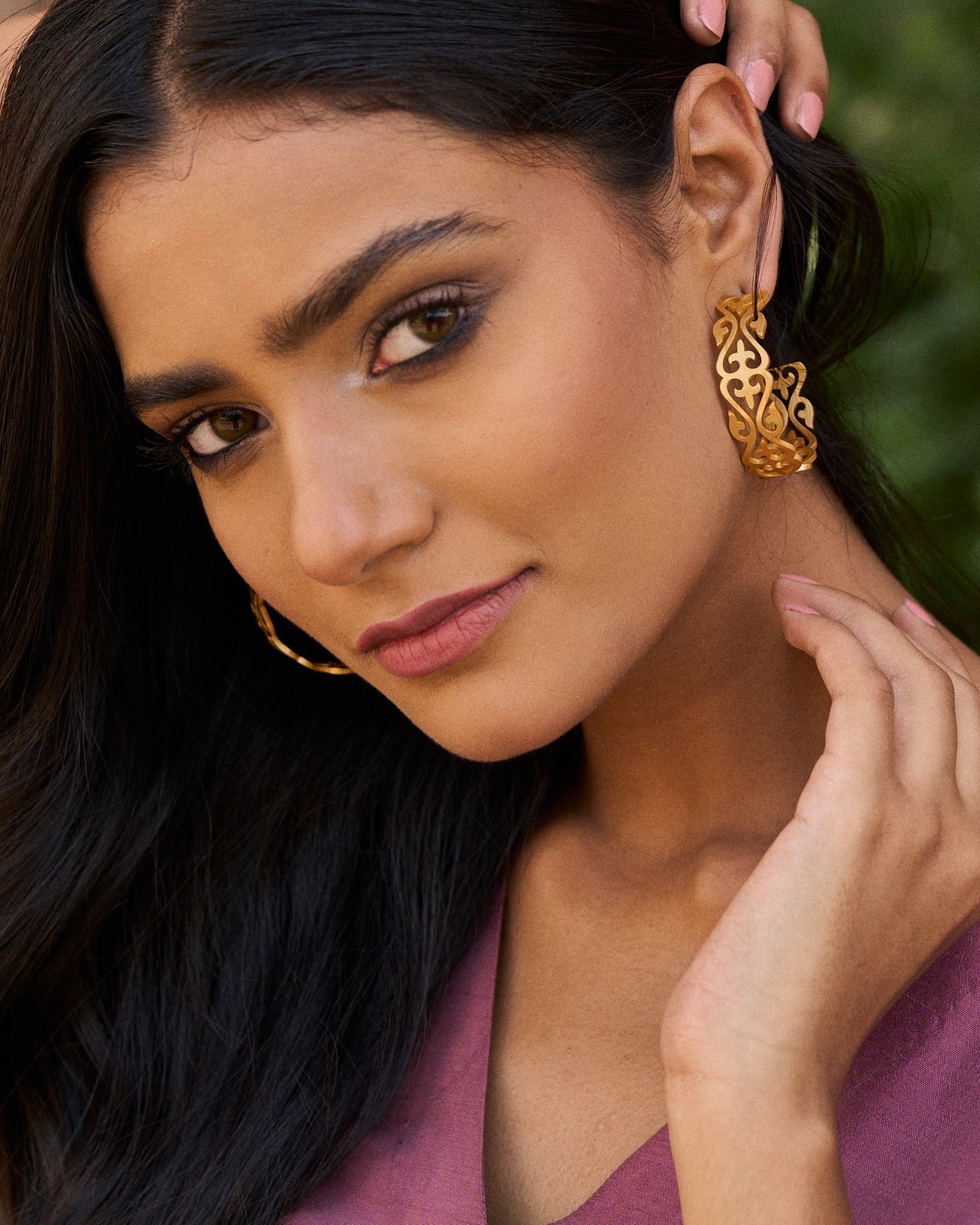 trueBrowns Gold-Polished Hoop Earrings | Swadesiicart