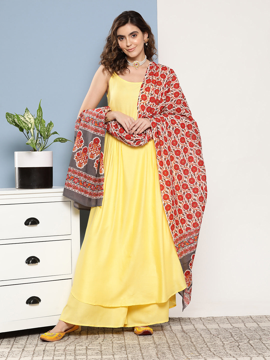 InWeave Women's Light Yellow Ray Strappy Set With Orange Floral Cotton Dupatta - Swadesiicart