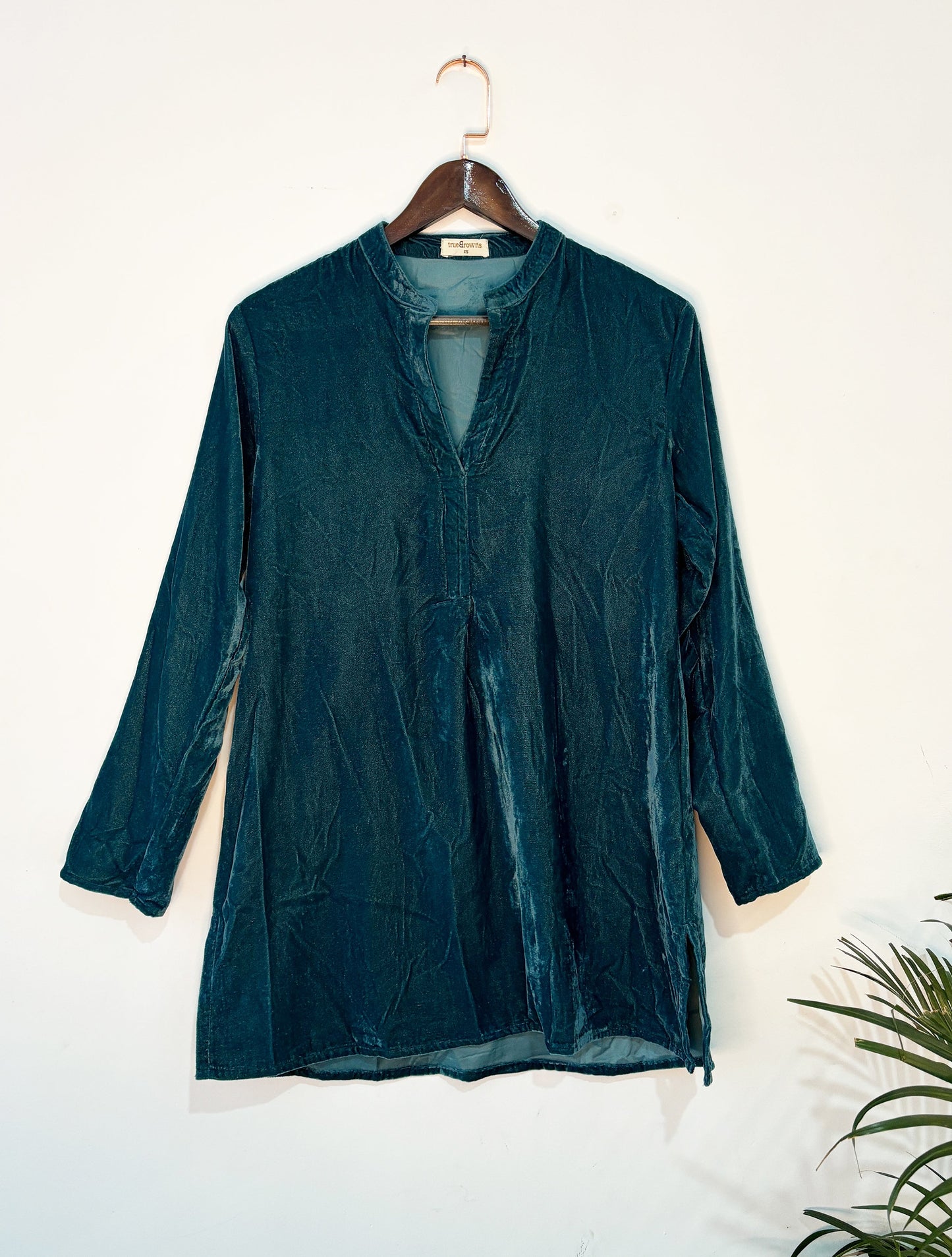 trueBrowns Blue Velvet Co-ord Set - Swadesiicart