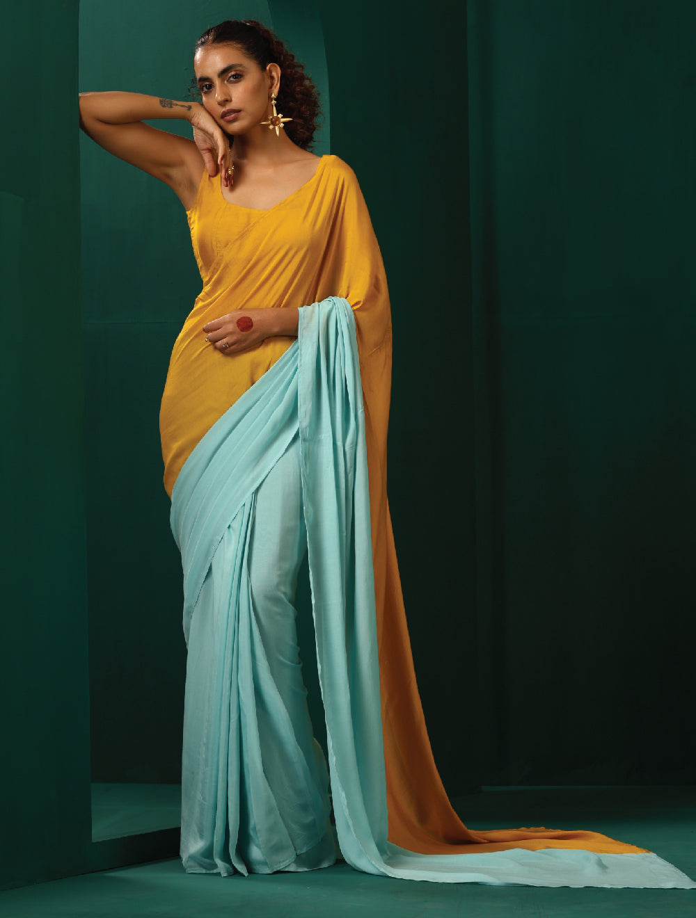 trueBrowns Blue Mustard Muslin Silk Ready to Wear Saree | Swadesiicart