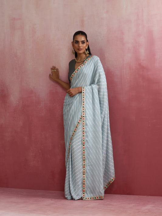 trueBrowns Grey Muslin Silk Saree | Swadesiicart