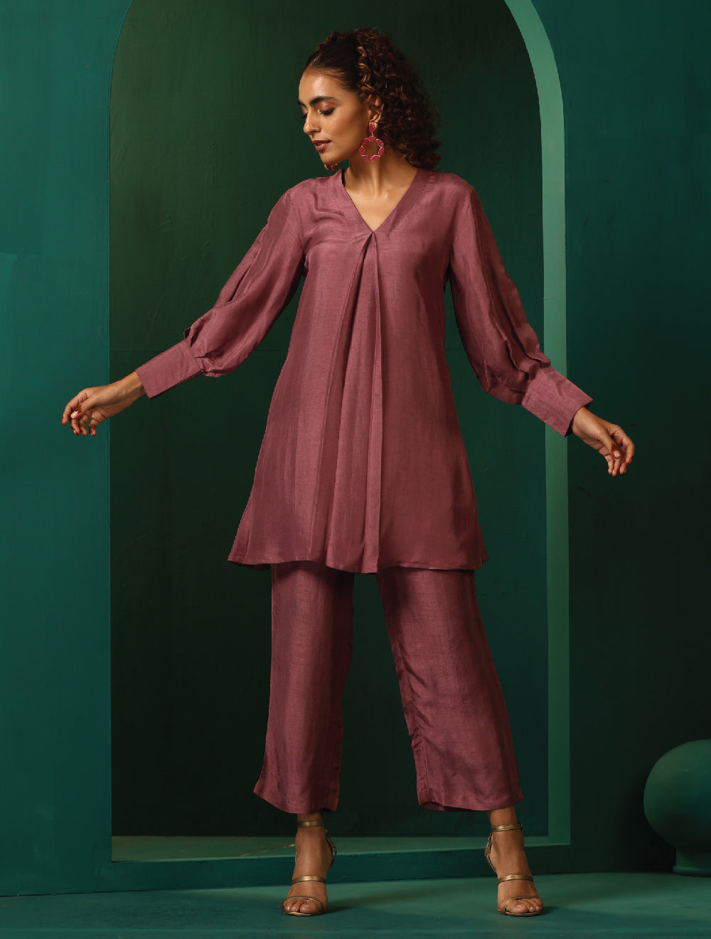 trueBrowns Light Mauve Silk Front Pleat Co-ord Set - Swadesiicart