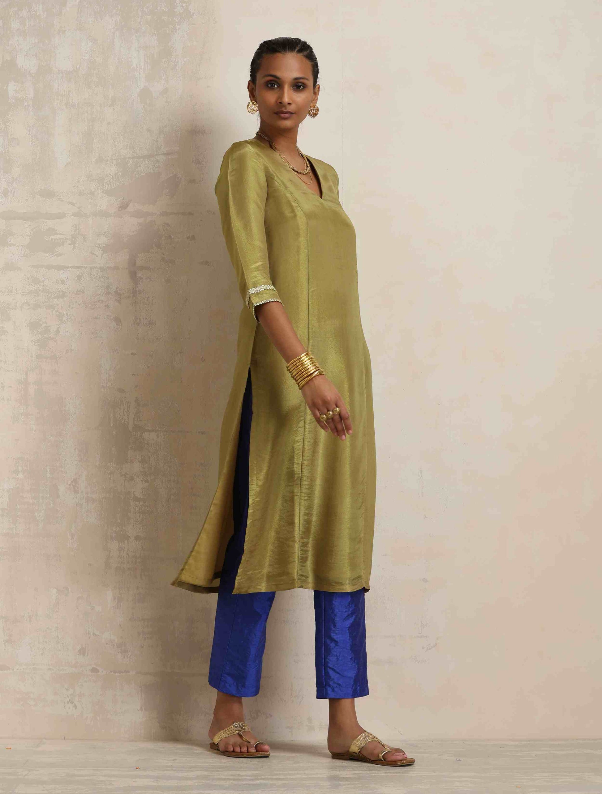 trueBrowns Green Tissue Straight Kurta Set | Swadesiicart