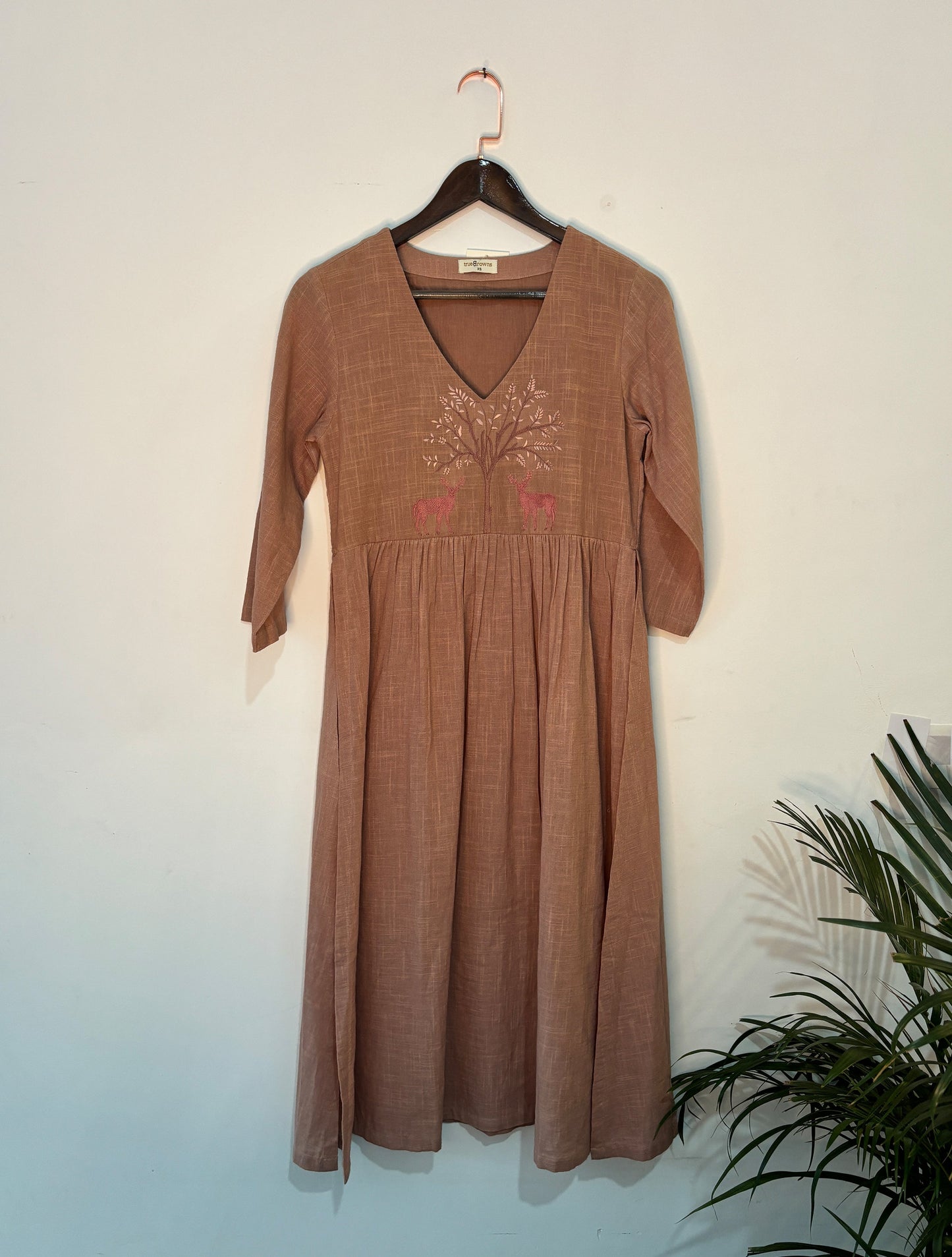 trueBrowns Pink Gauze Kurta Set | Swadesiicart