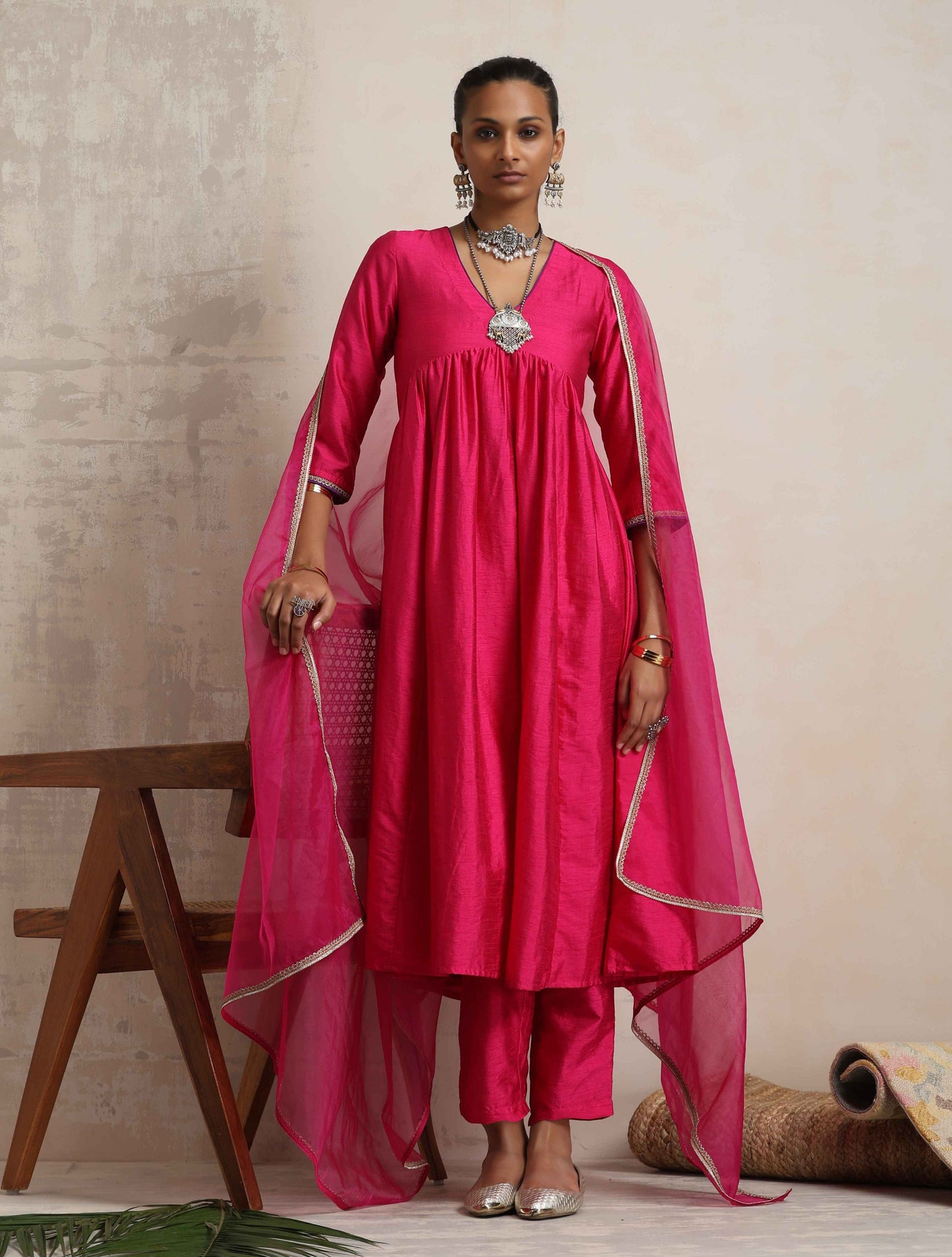 trueBrowns Pink Silk Anarkali Kurta Pant Dupatta Set | Swadesiicart