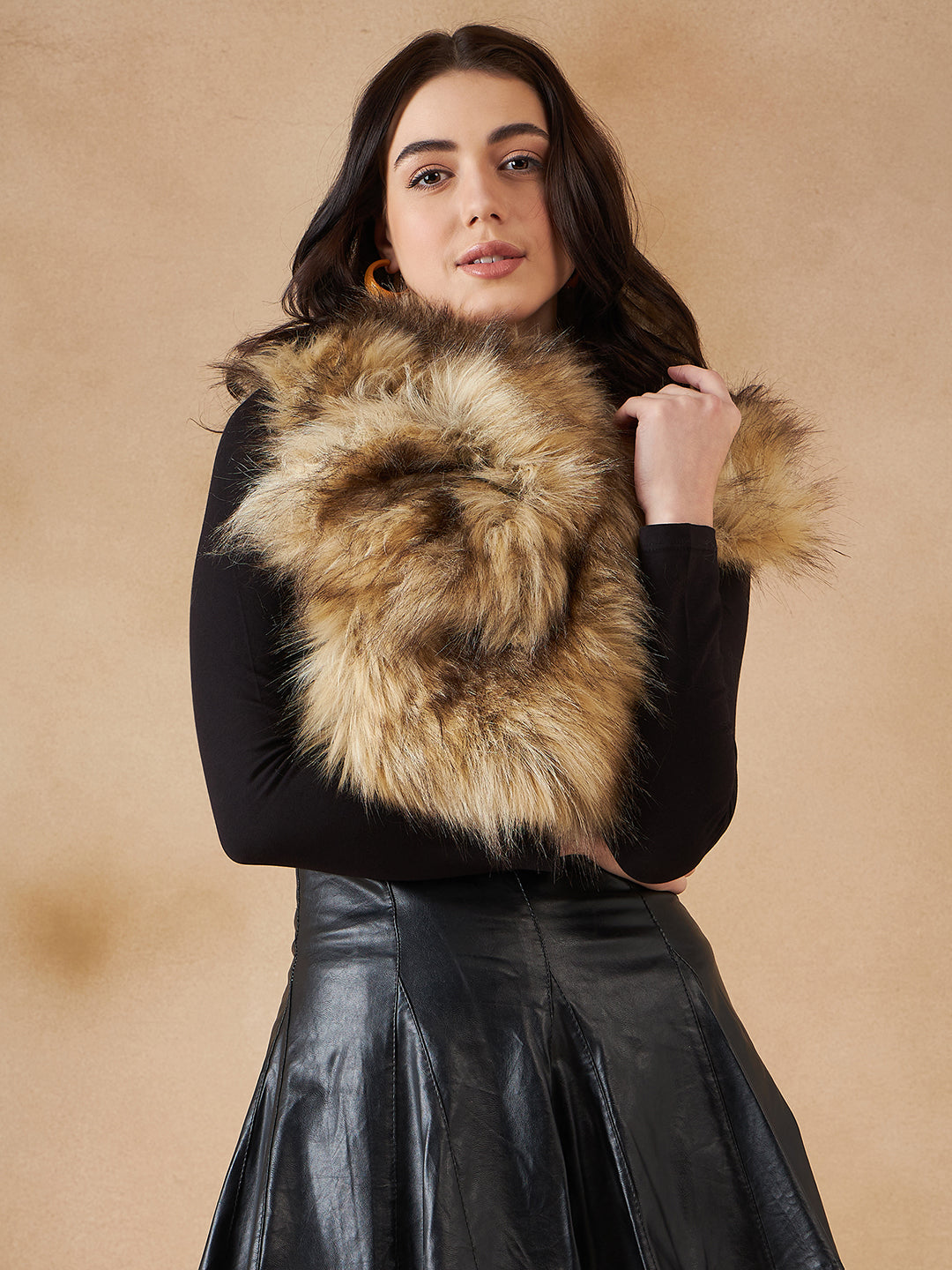 InWeave Women's Cat Print Faux Fur Neck Warmer - Swadesiicart