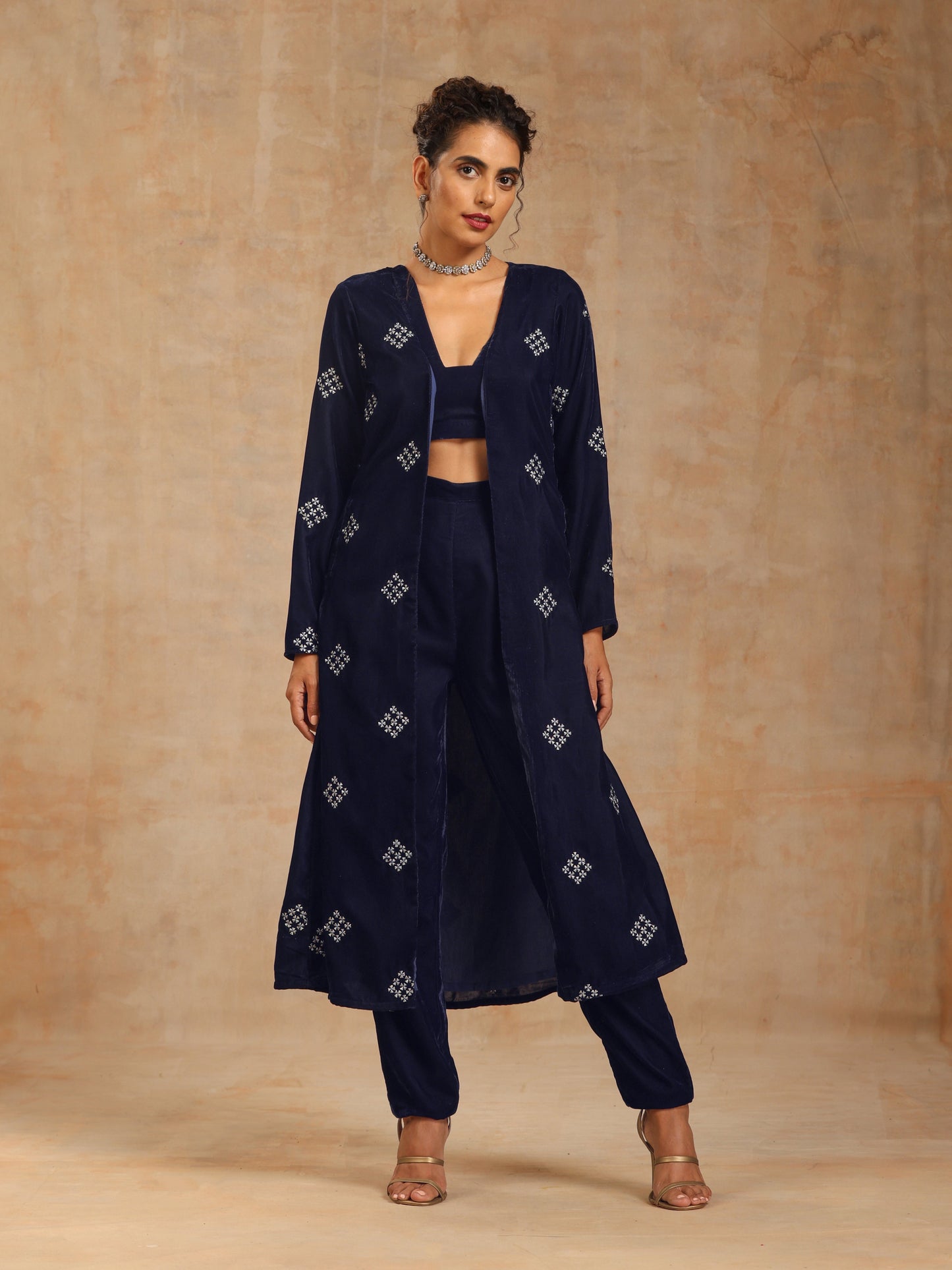 trueBrowns Midnight Blue Velvet Embroidered Jacket Set | Swadesiicart