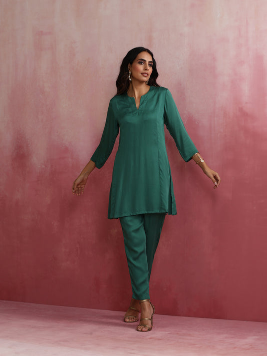 trueBrowns Green Straight Kurta Co-ord Set - Swadesiicart