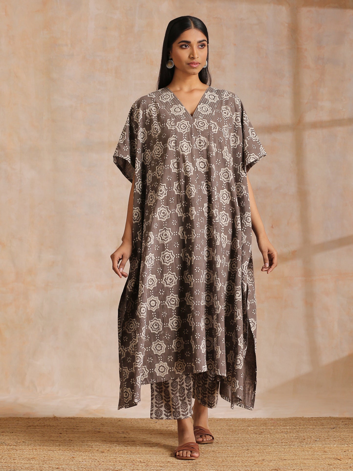 trueBrowns Clay Dabu Overall Print Cotton Panel Kaftan Kurta Pant Set | Swadesiicart