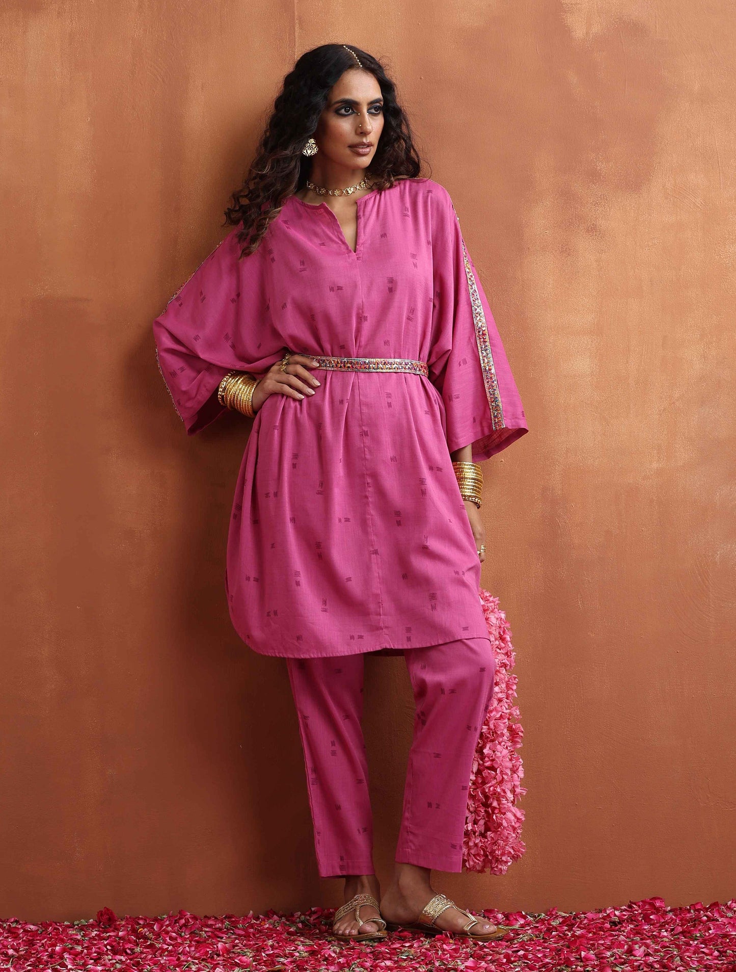 trueBrowns Pink Print Kaftan Kurta Co-ord Set - Swadesiicart