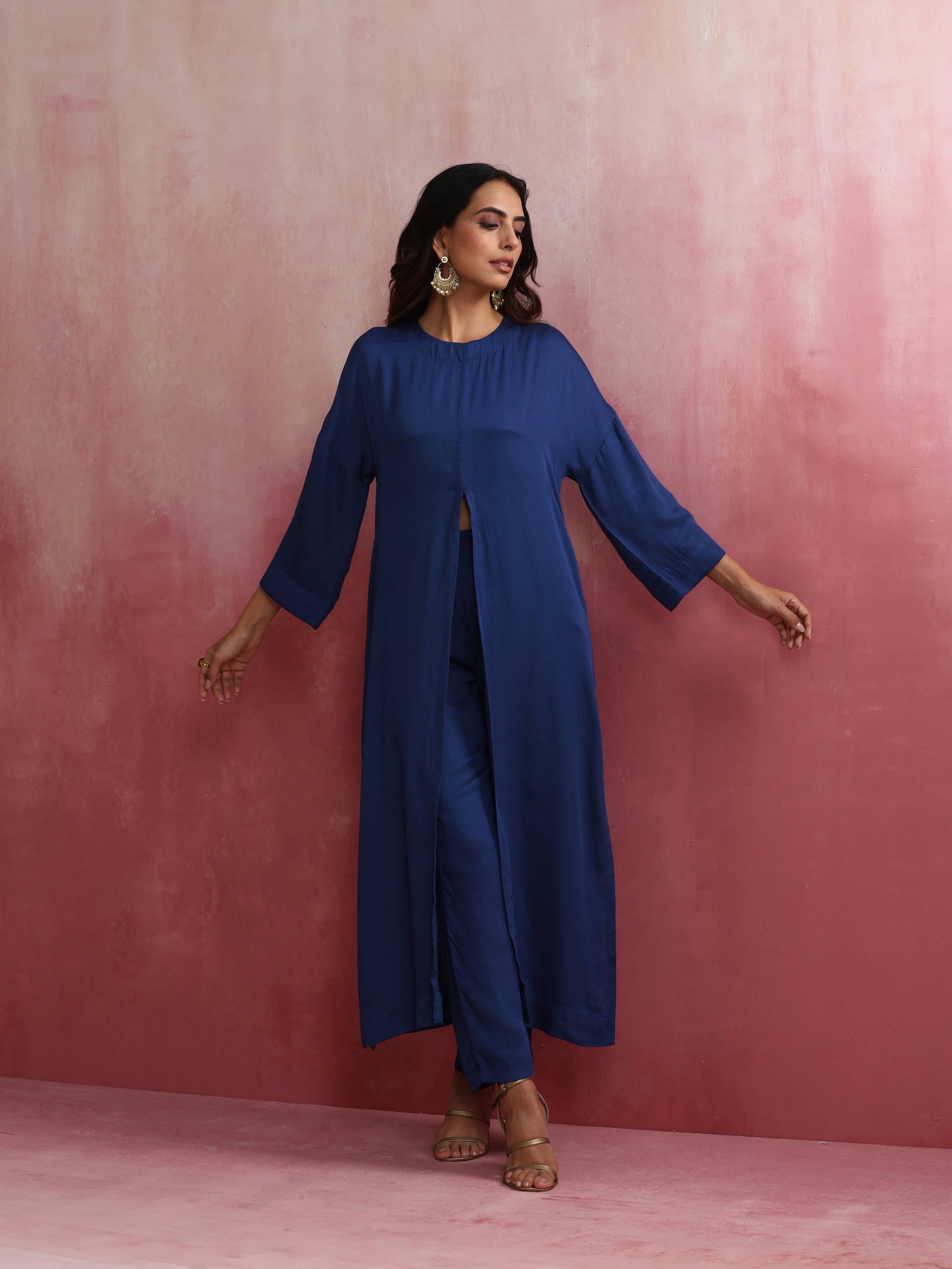 trueBrowns Blue Modal Front Slit Kurta set | Swadesiicart