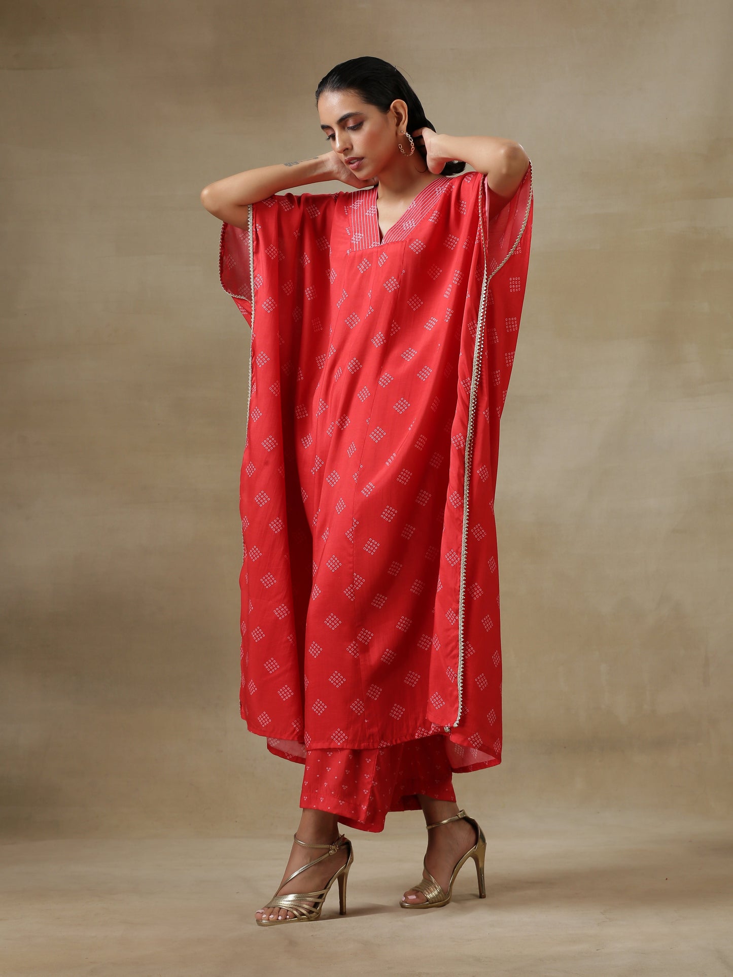 trueBrowns Red Bandhani Printed Silk Panel Kaftan Kurta Pant Set | Swadesiicart