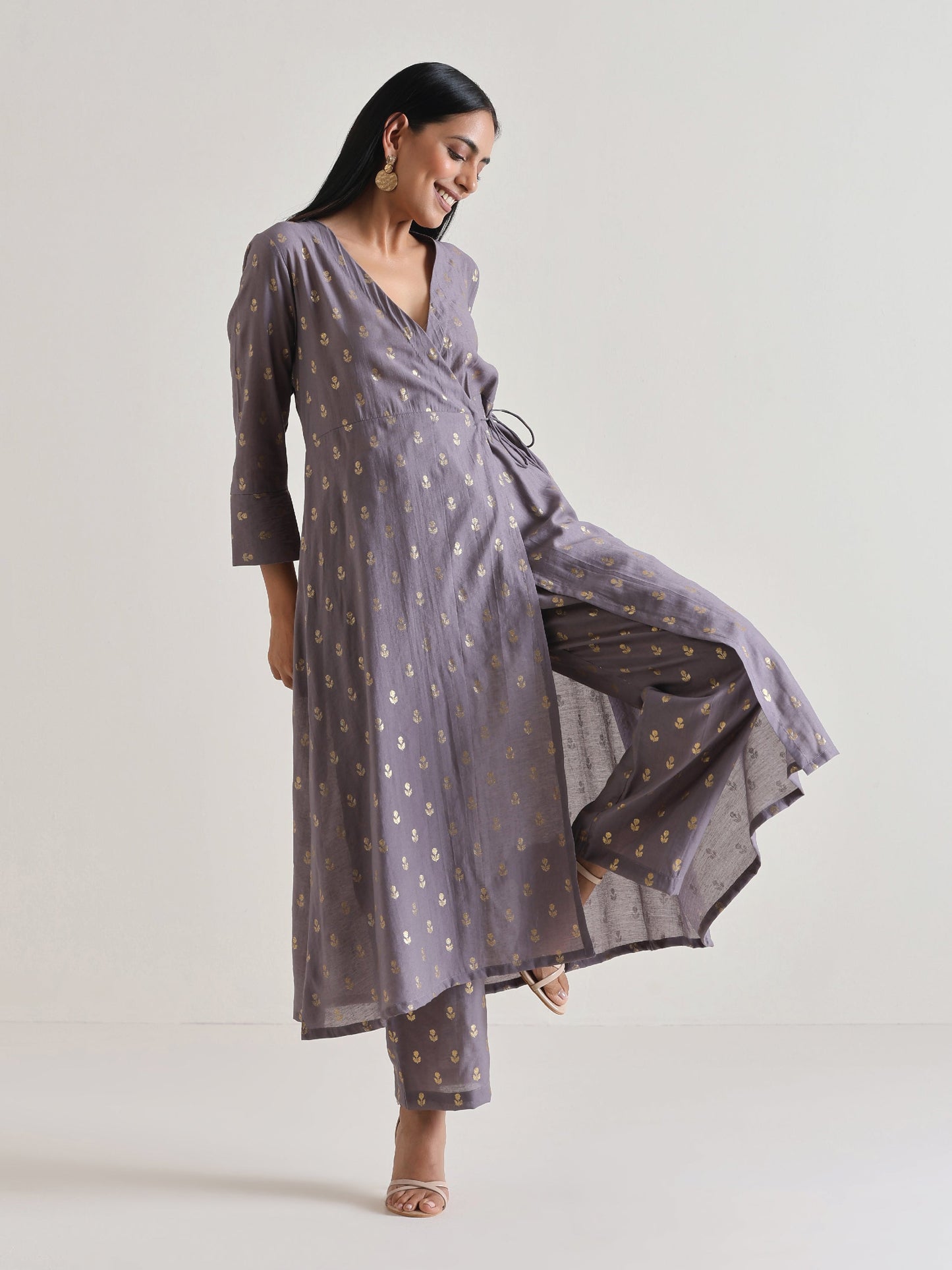 trueBrowns Plum Grey Foil Angrakha Kurta Set | Swadesiicart