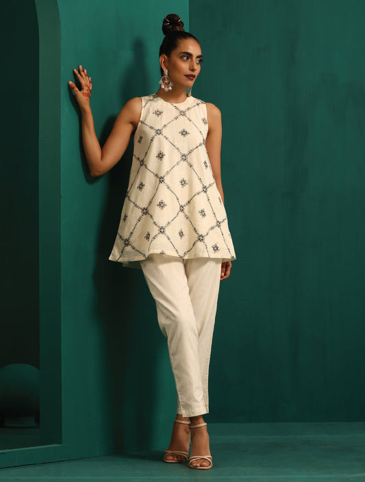 trueBrowns Ivory Rhombus Cotton Sleeveless Co-Ord Set - Swadesiicart