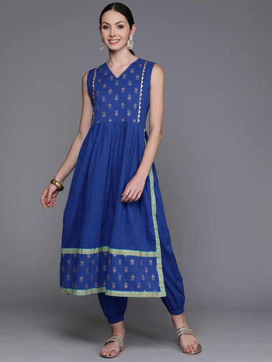 Ahalyaa Floral Printed High Slit Gotta Patti Pure Cotton Kurta with Harem Pants | Swadesiicart