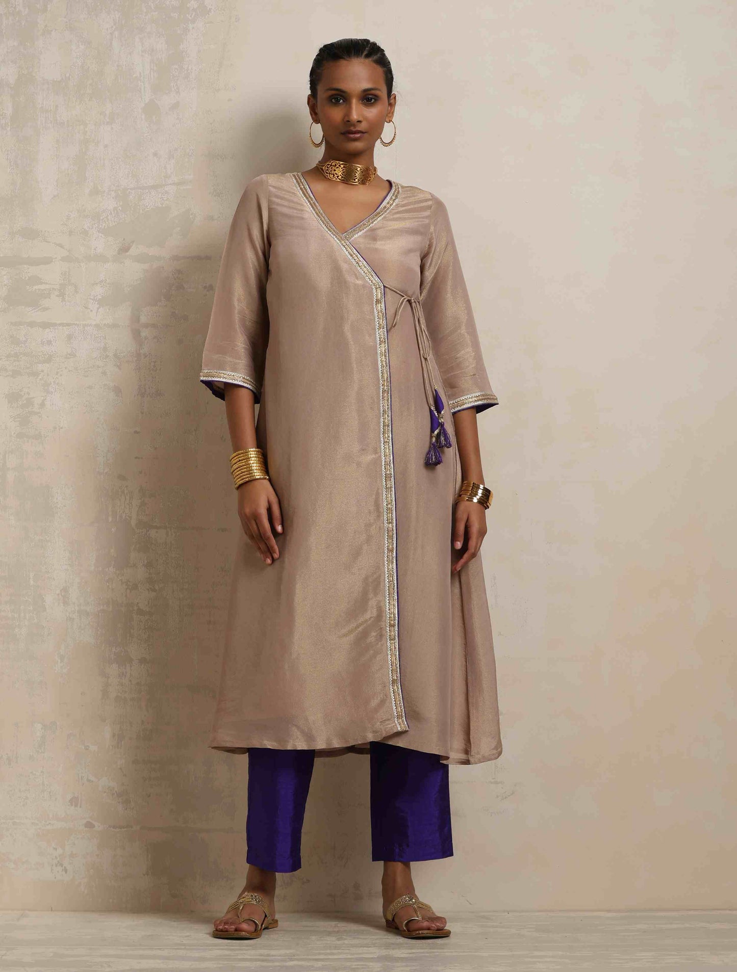 trueBrowns Lilac Tissue Angrakha Kurta Set | Swadesiicart