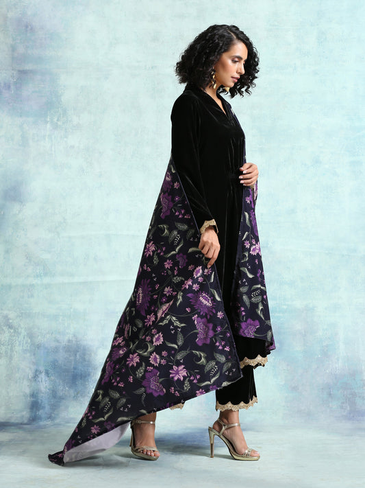 trueBrowns Black Printed Velvet Shawl | Swadesiicart