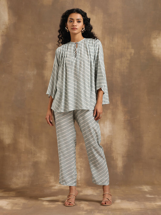trueBrowns Grey Lehariya Printed Silk Co-Ord Set - Swadesiicart