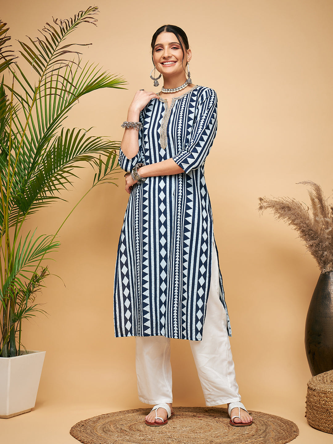 InWeave Women's White Navy Stripe Print Gota Straight Kurta - Swadesiicart