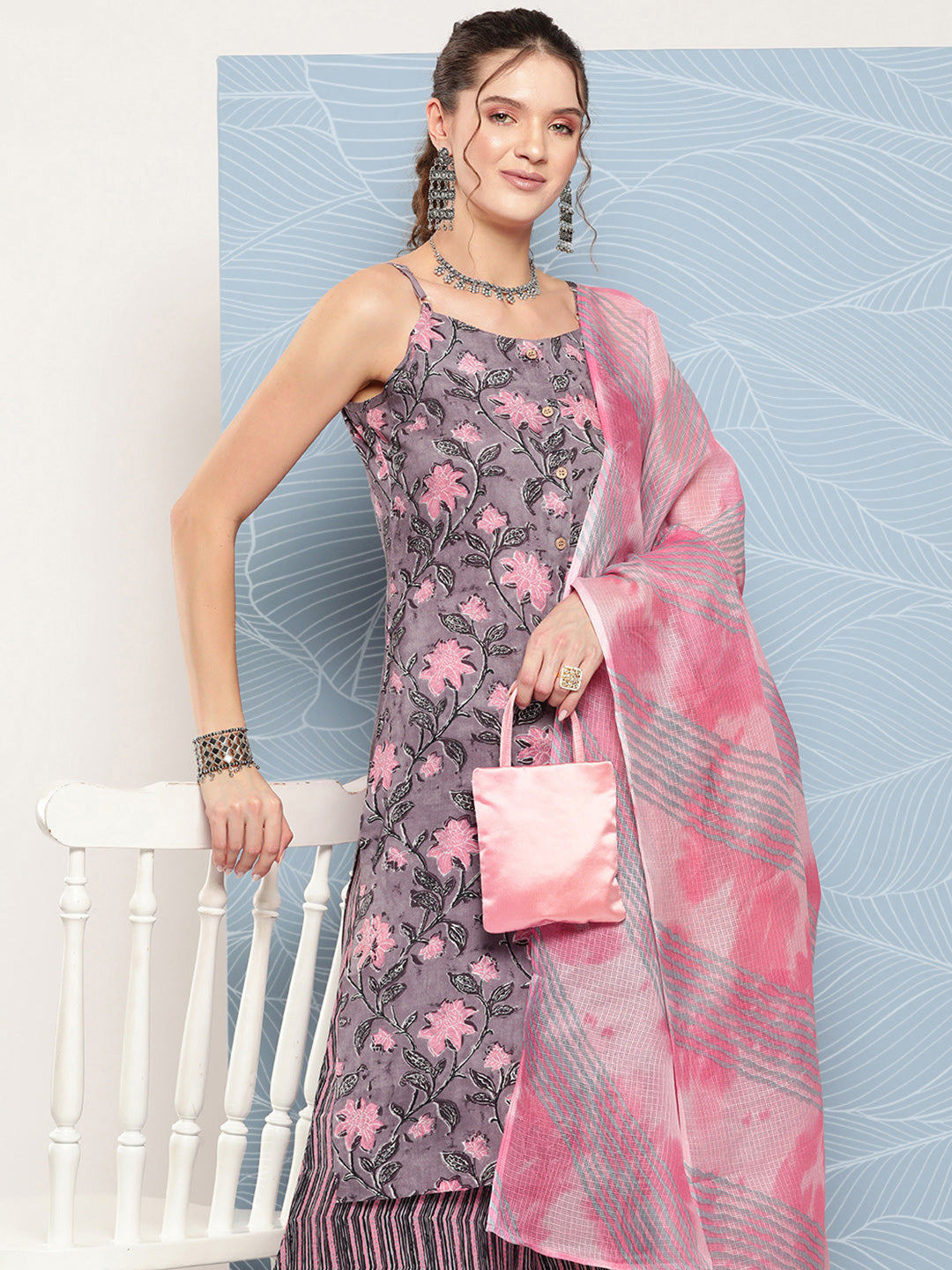 InWeave Women's Mauve Abstract Strappy Set With Dupatta - Swadesiicart