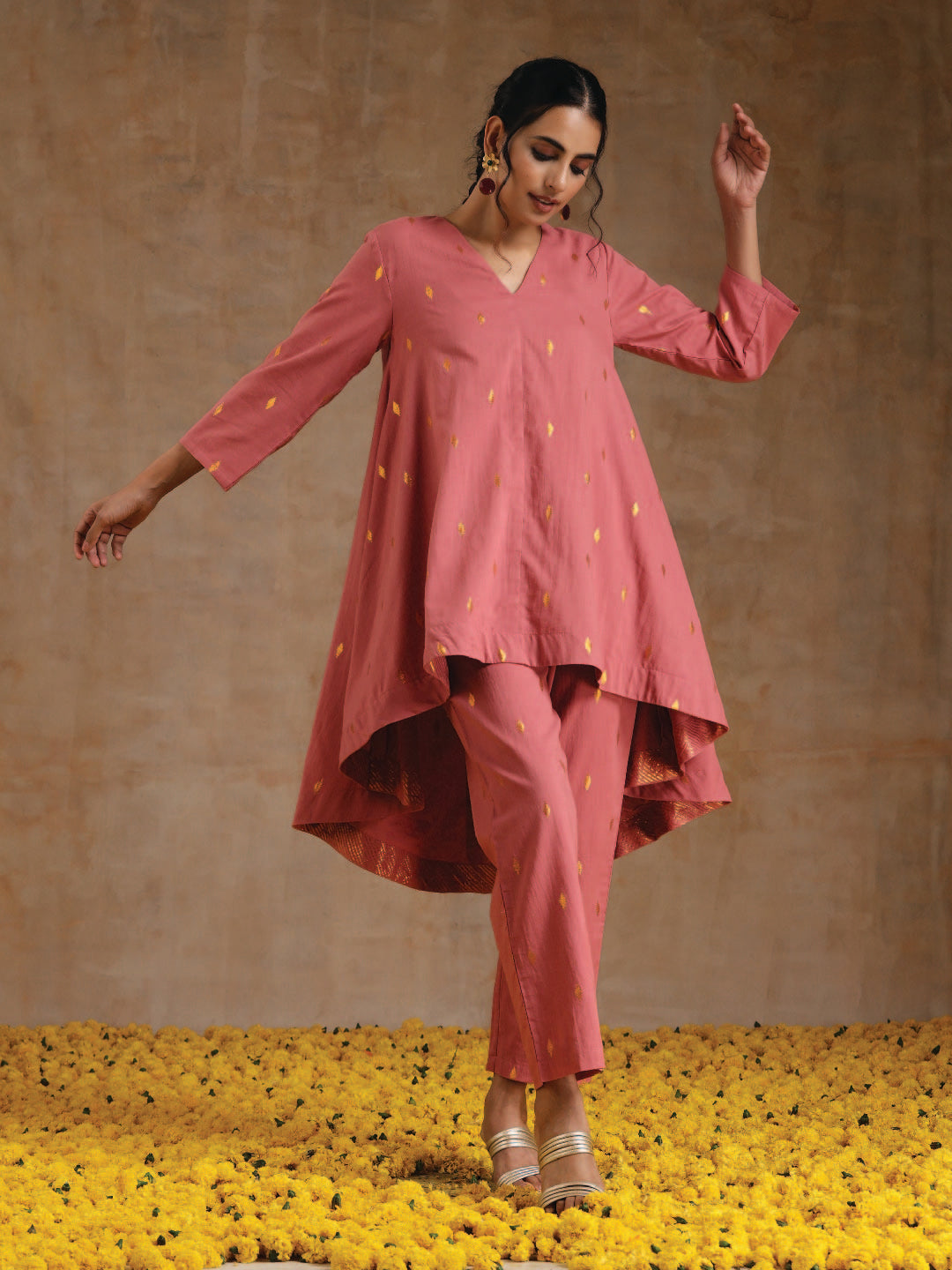 trueBrowns Blush Gold Cotton High-Low Co-Ord Set - Swadesiicart