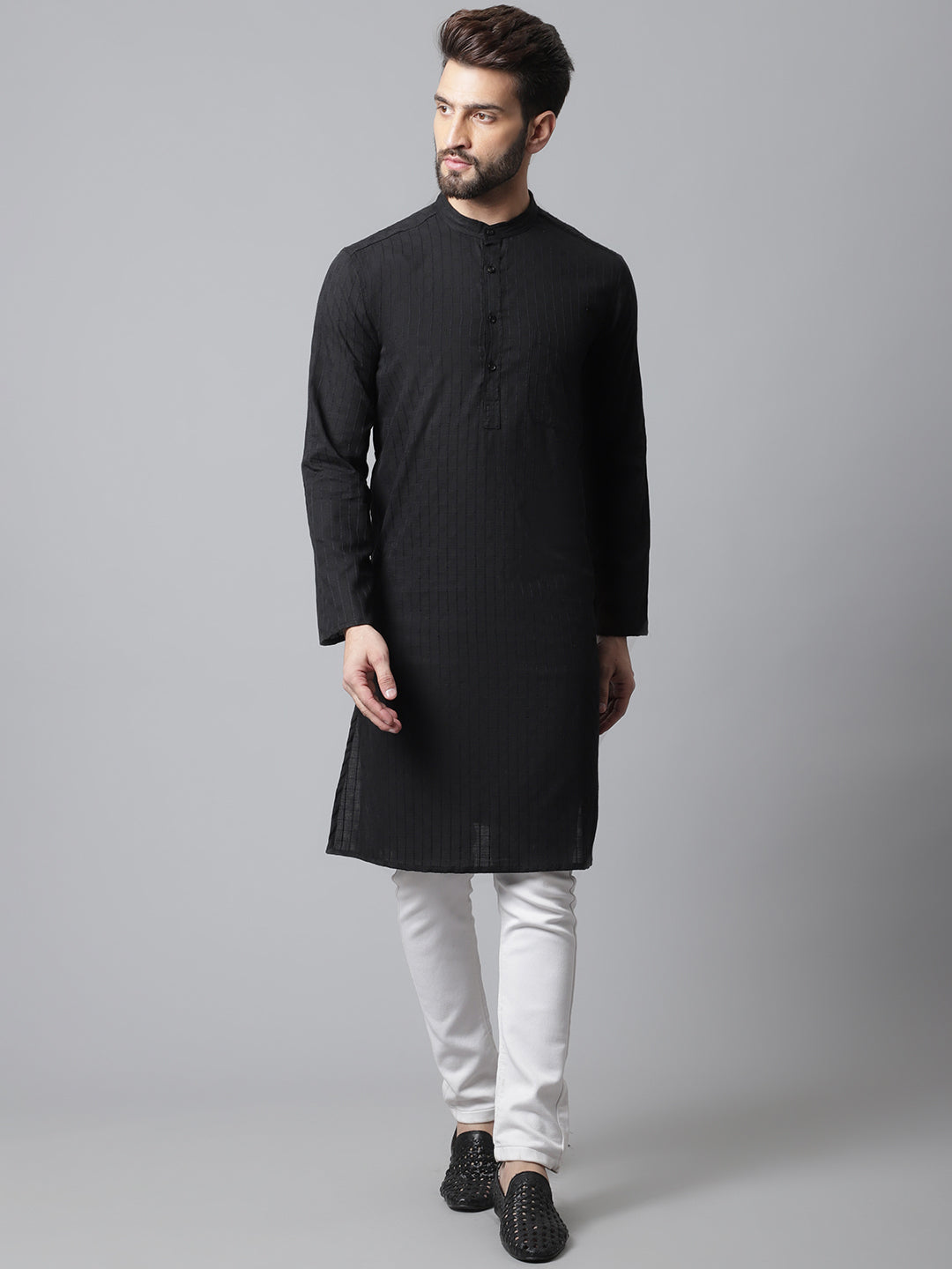 Even Apparels Black Long Kurta With Band Collar | Swadesiicart