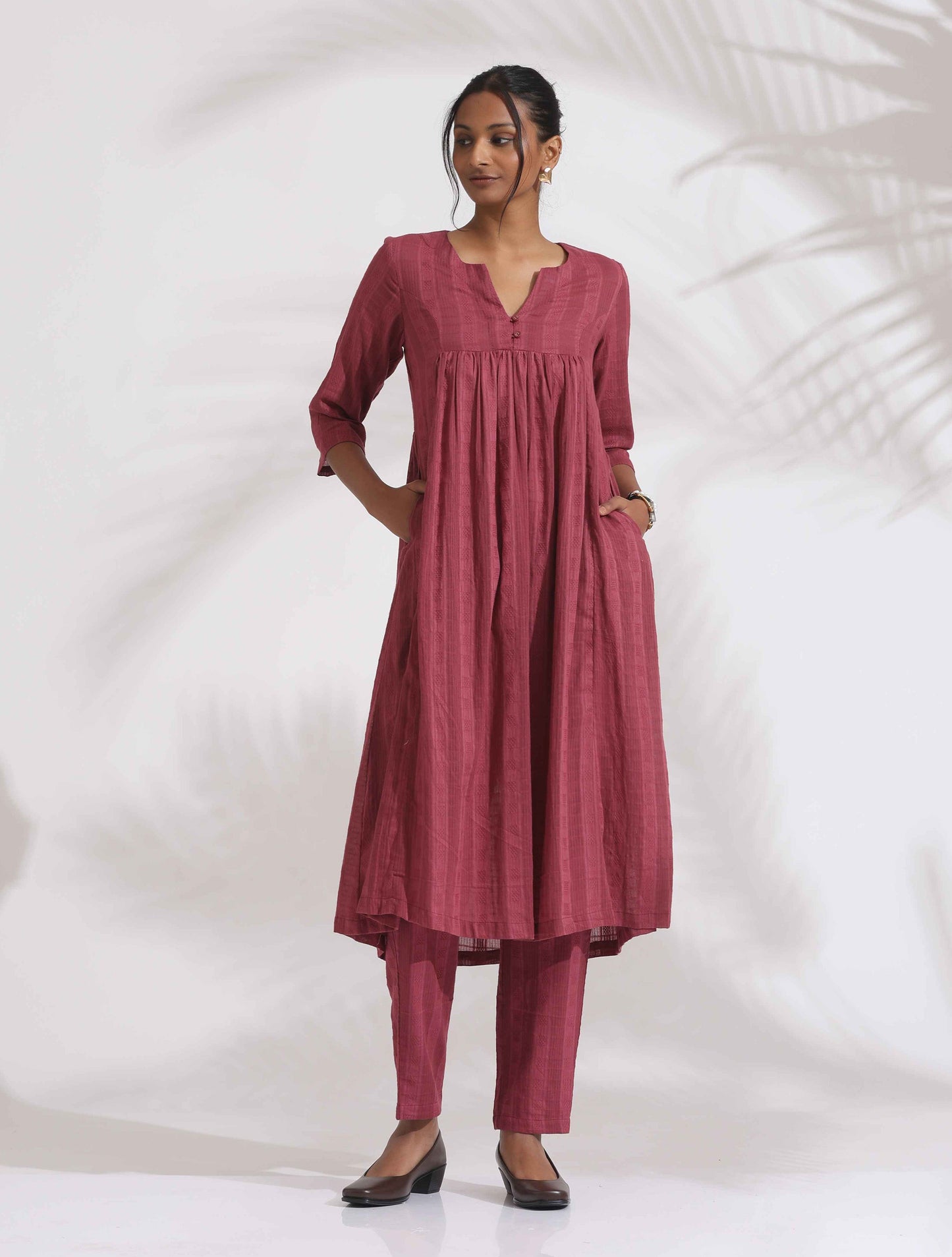 trueBrowns Maroon Cotton Flared Kurta Set | Swadesiicart