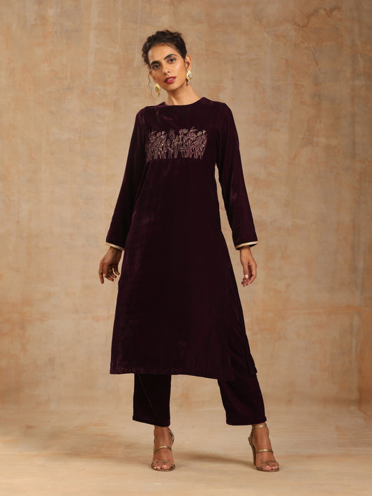 trueBrowns Wine Velvet Yoke Embroidered Kurta | Swadesiicart